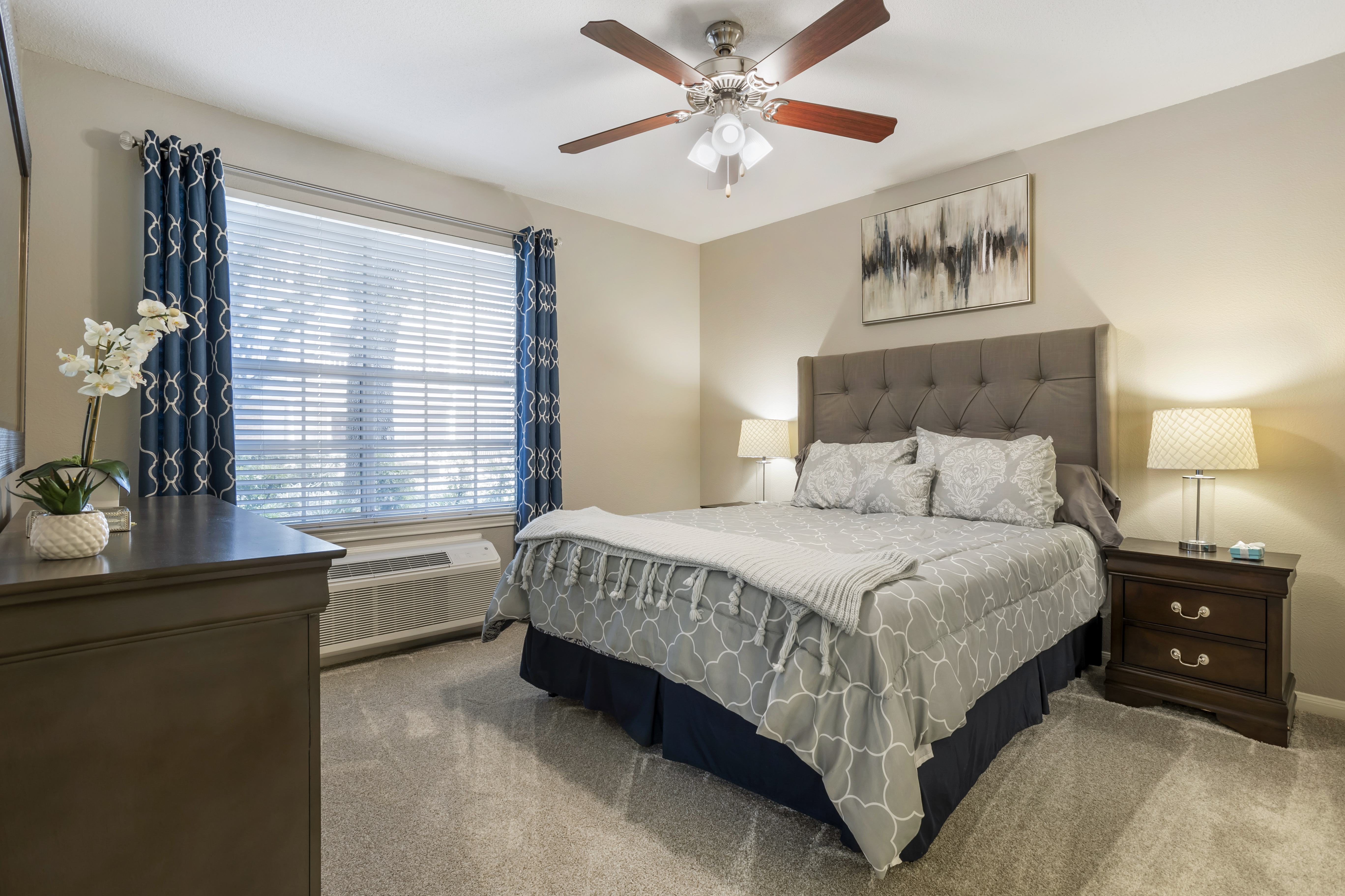 1-memorial-city-apartment-bedroom