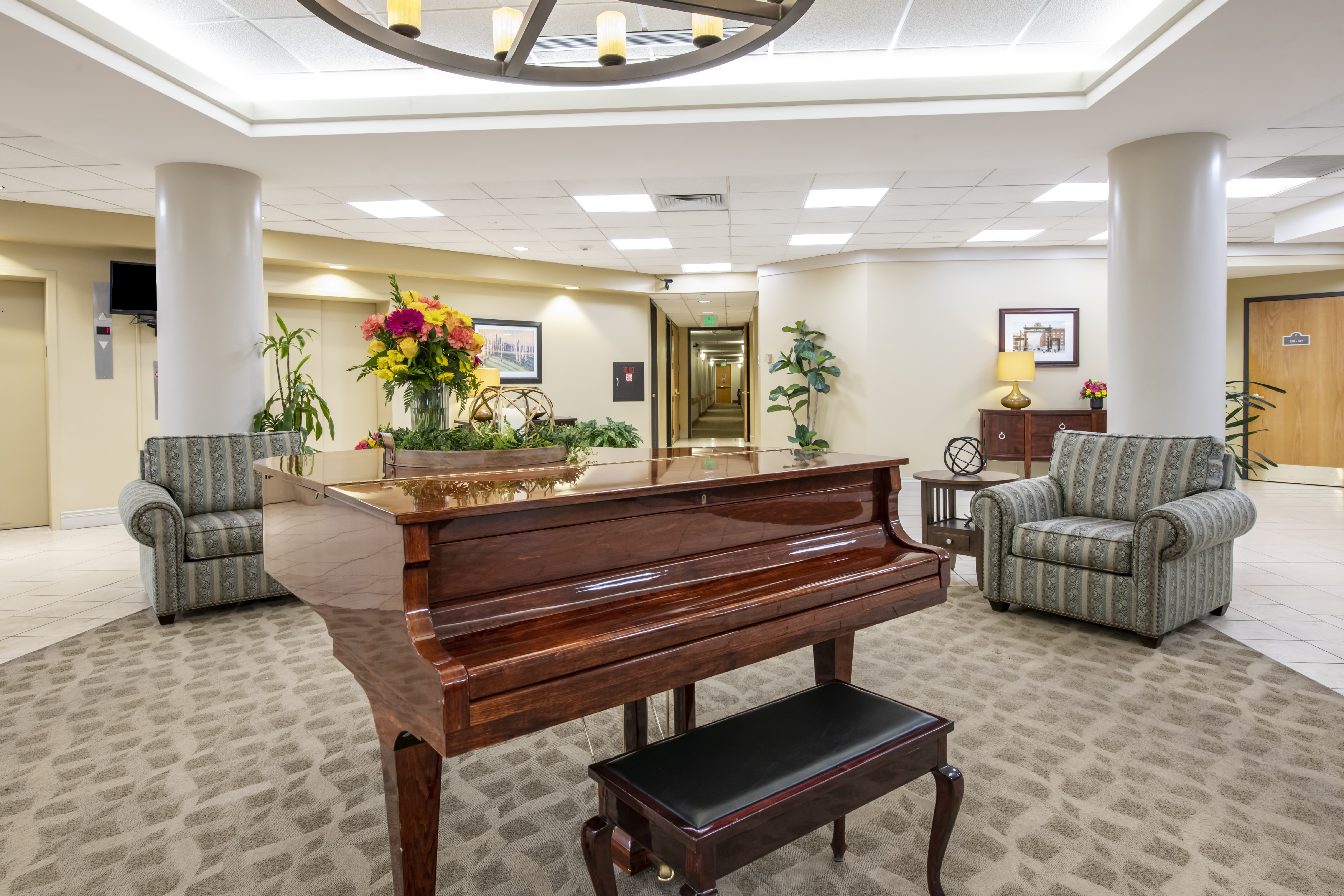 3-meridian-englewood-foyer