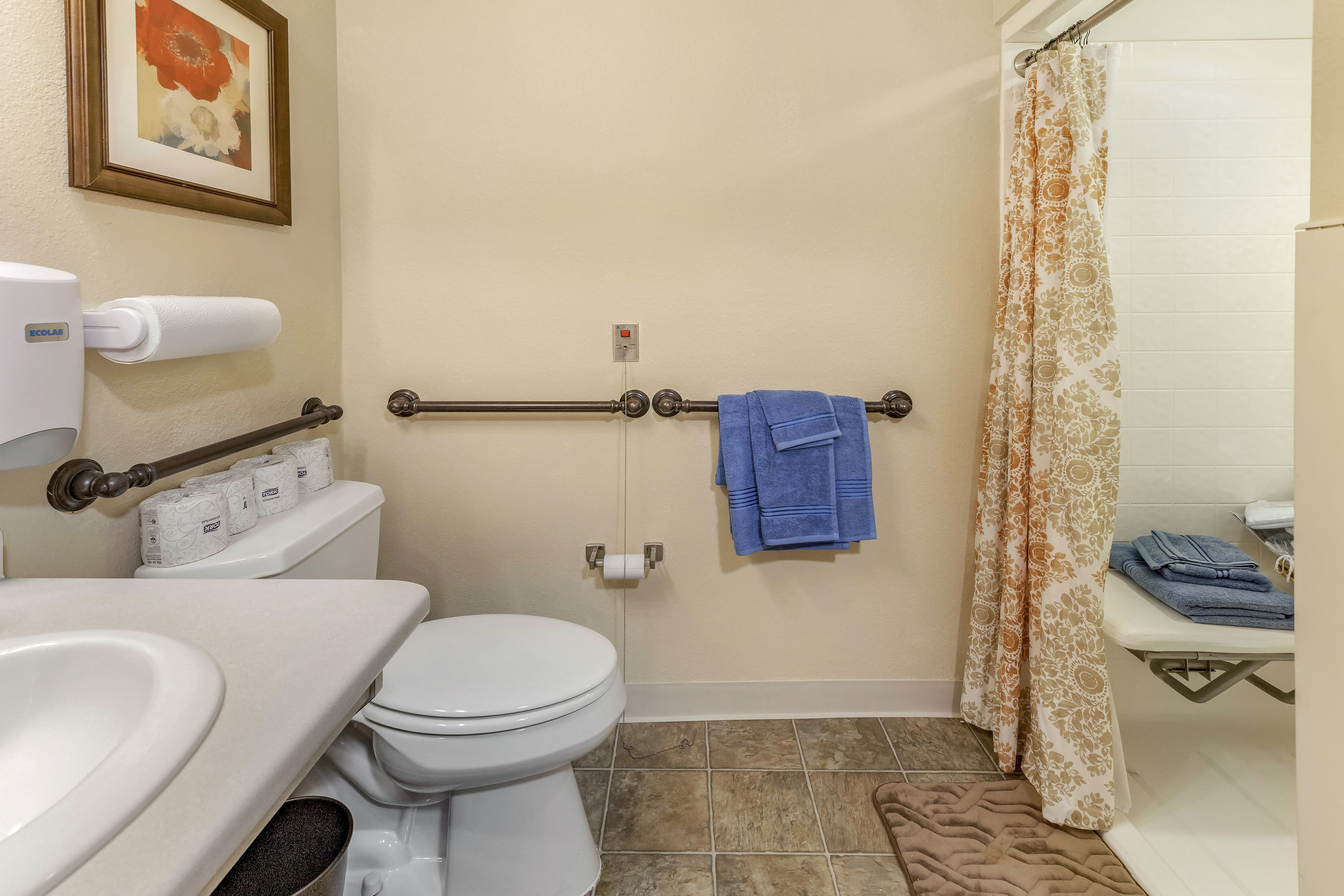 midland-mi-apartment-bathroom