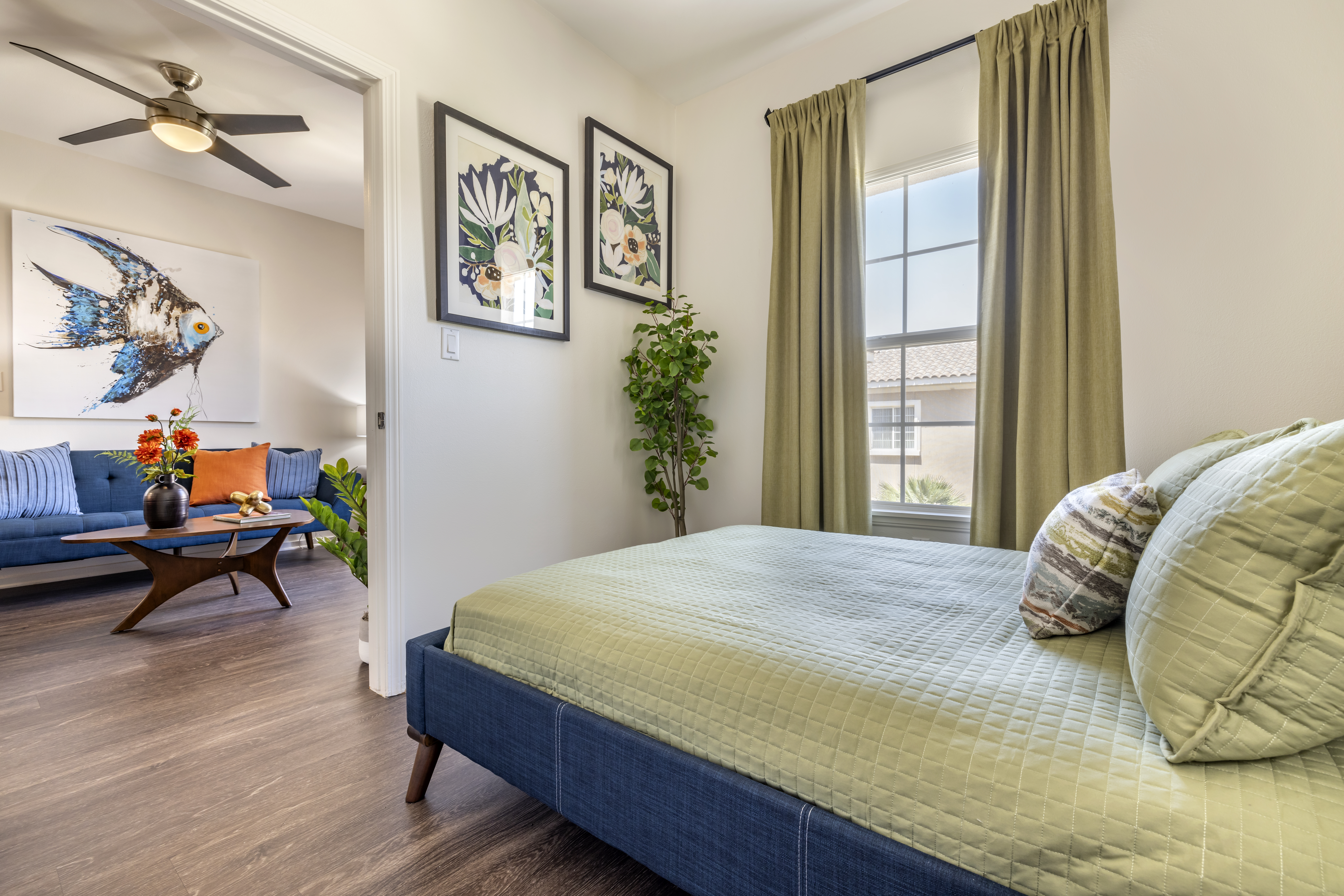 mirage-inn-apartment-bedroom