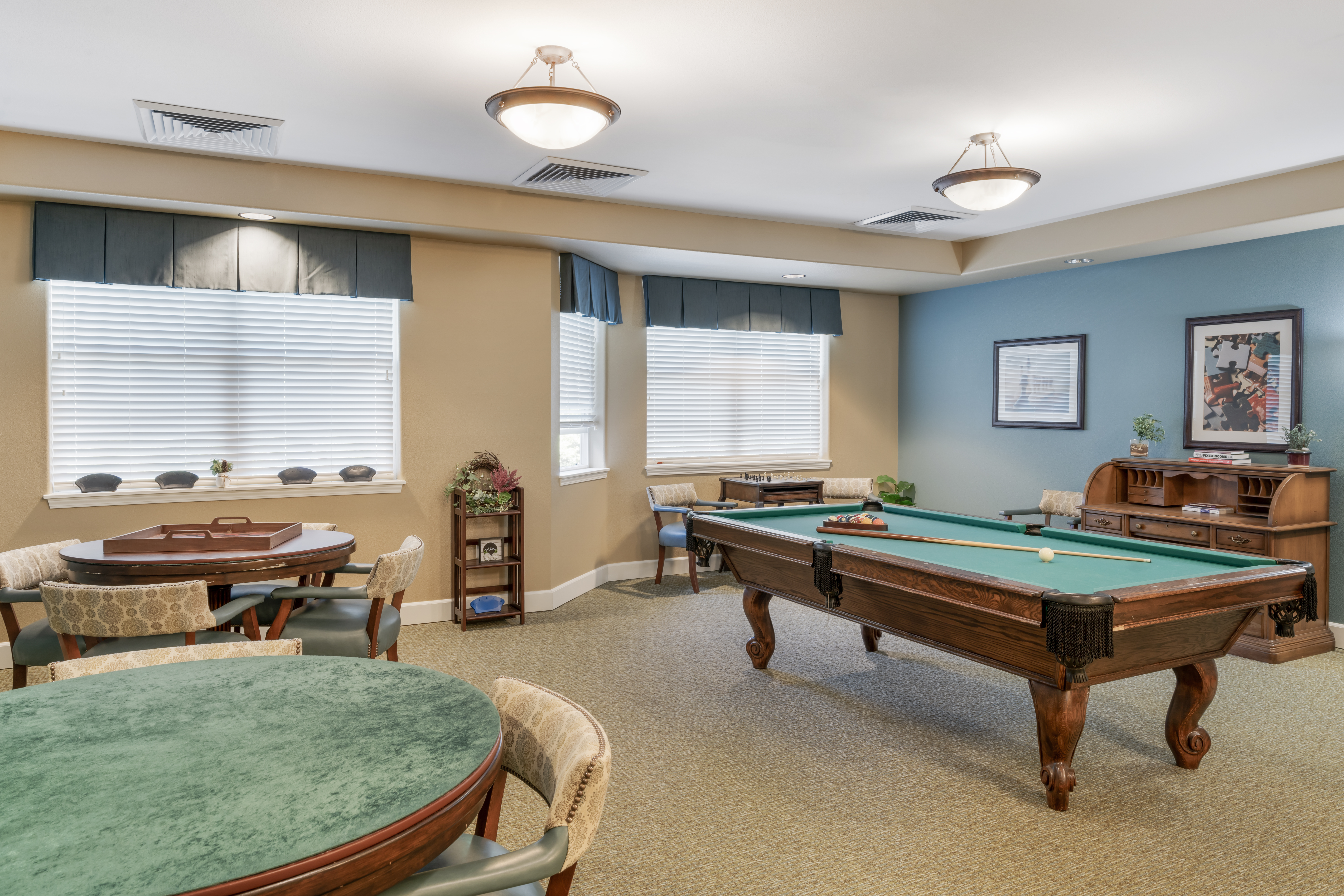 3-newberg-recreation-room