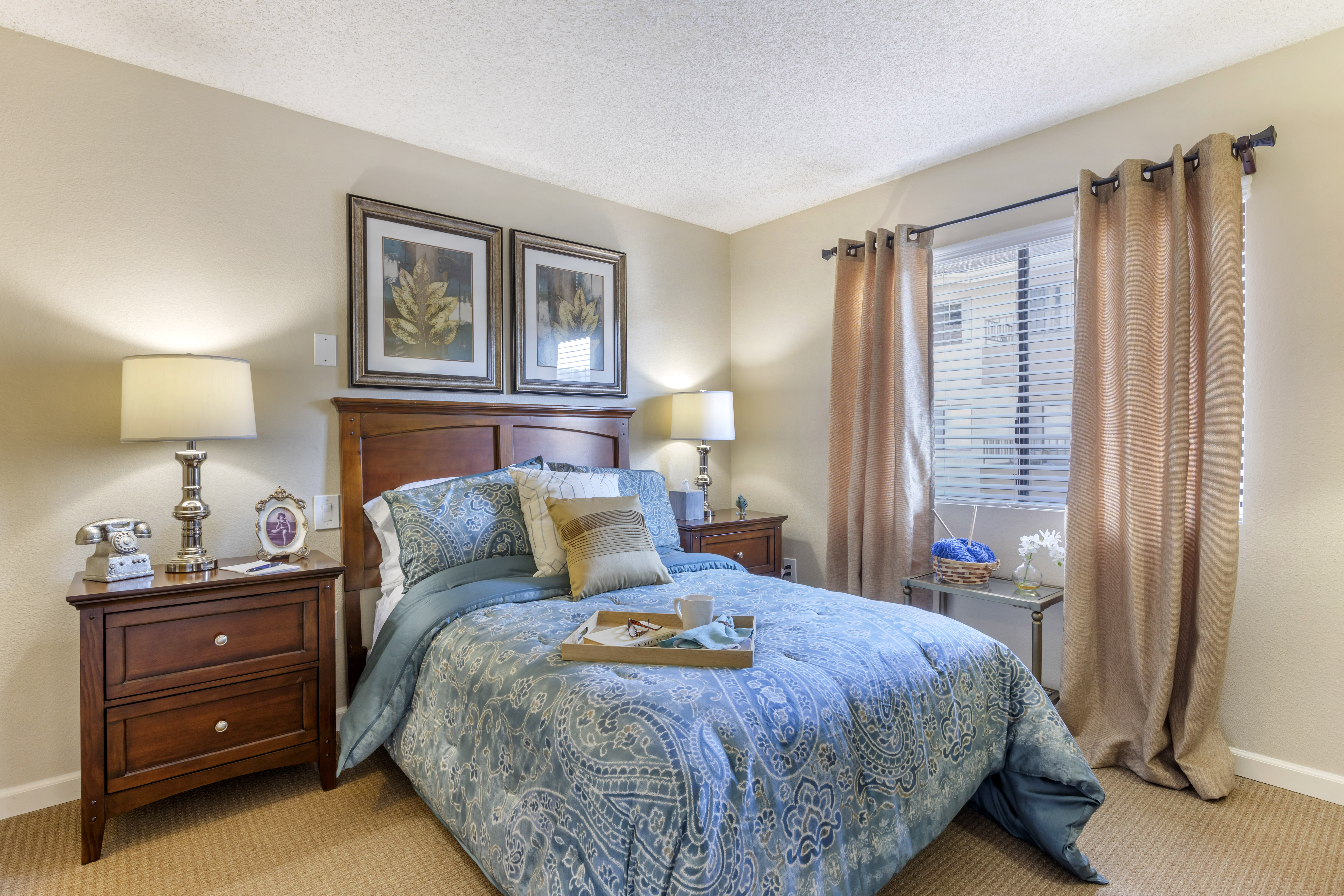 nohl-ranch-apartment-bedroom