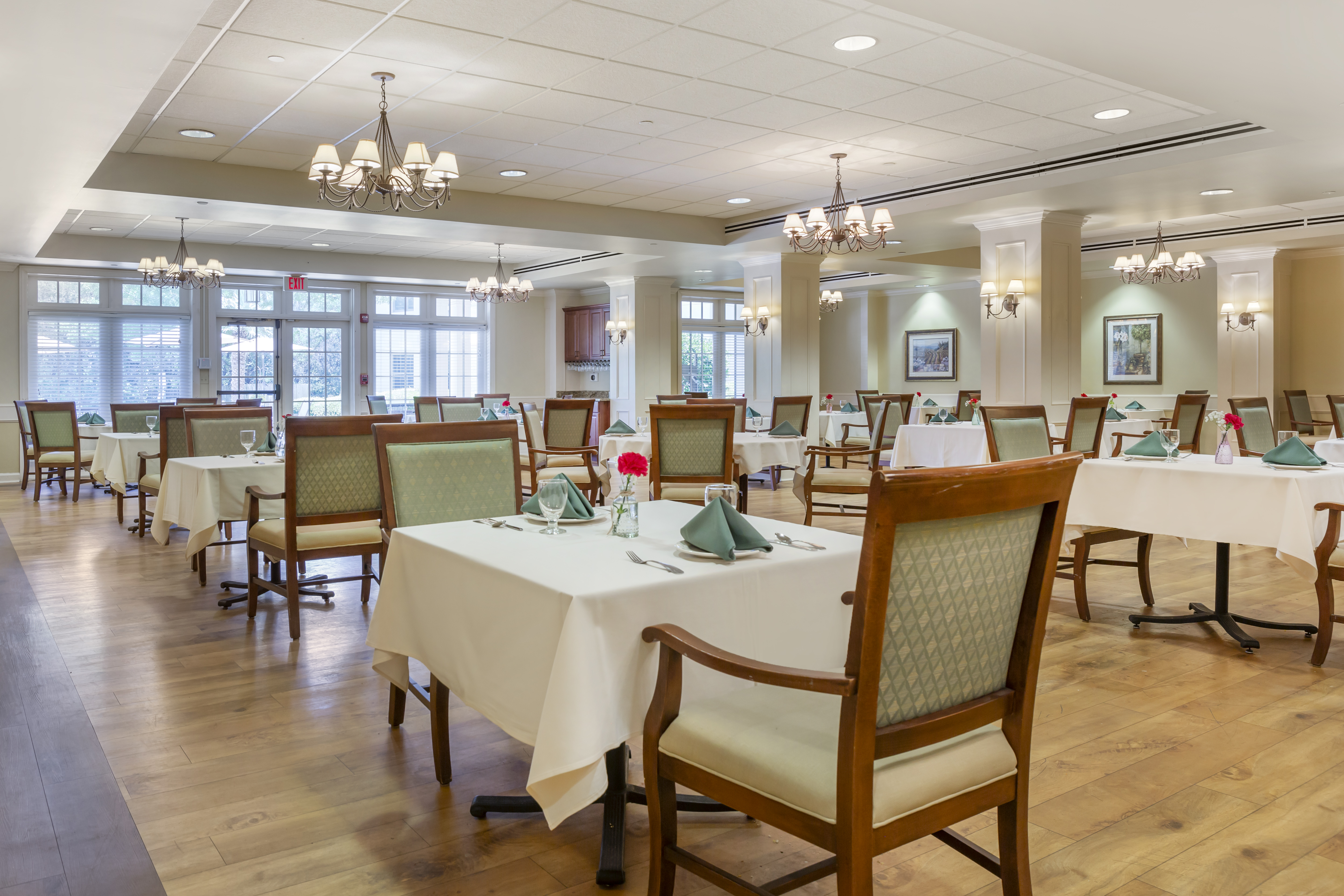 3-northwest-hills-dining-room