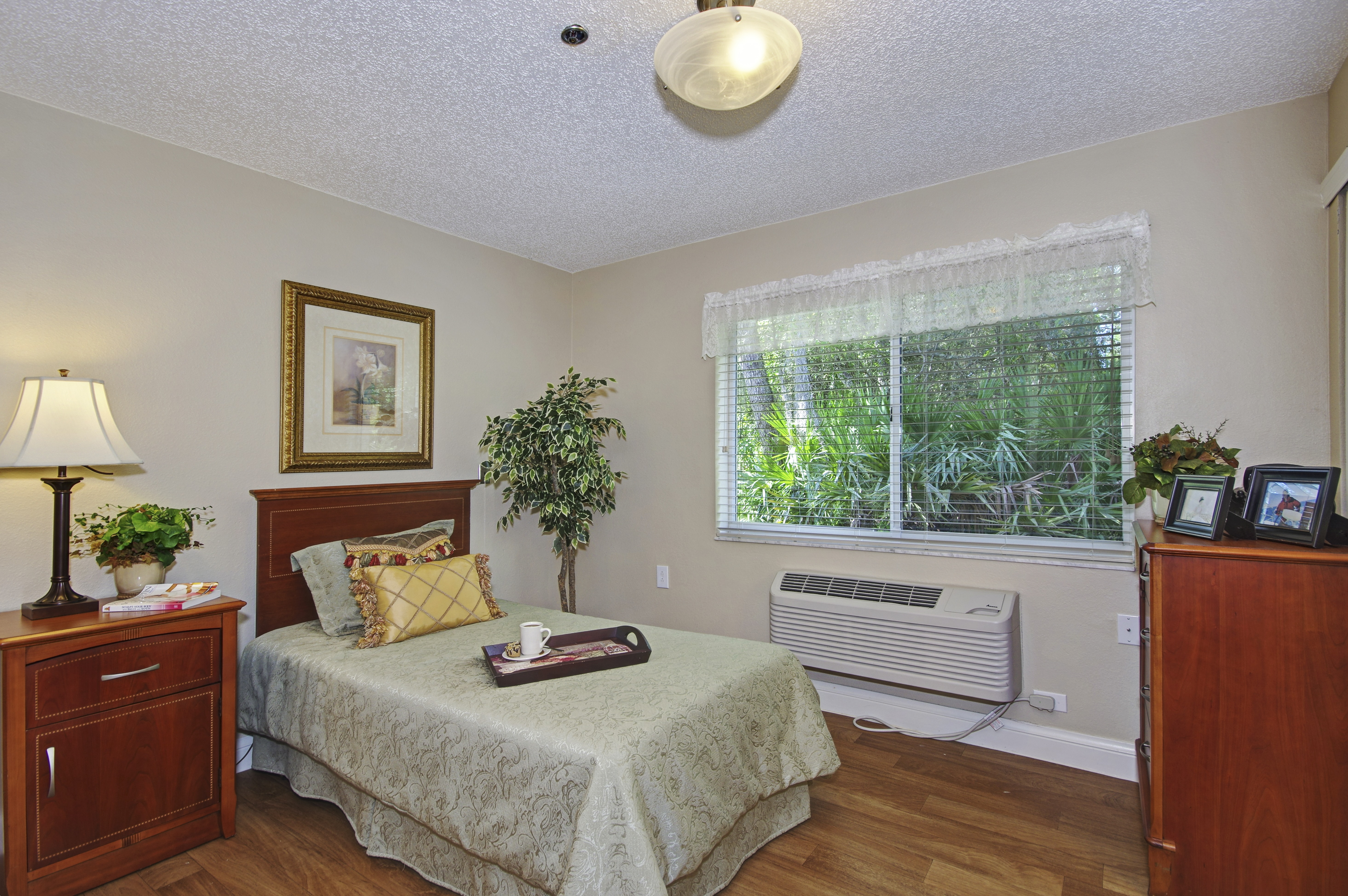ormond-beach-west-bedroom