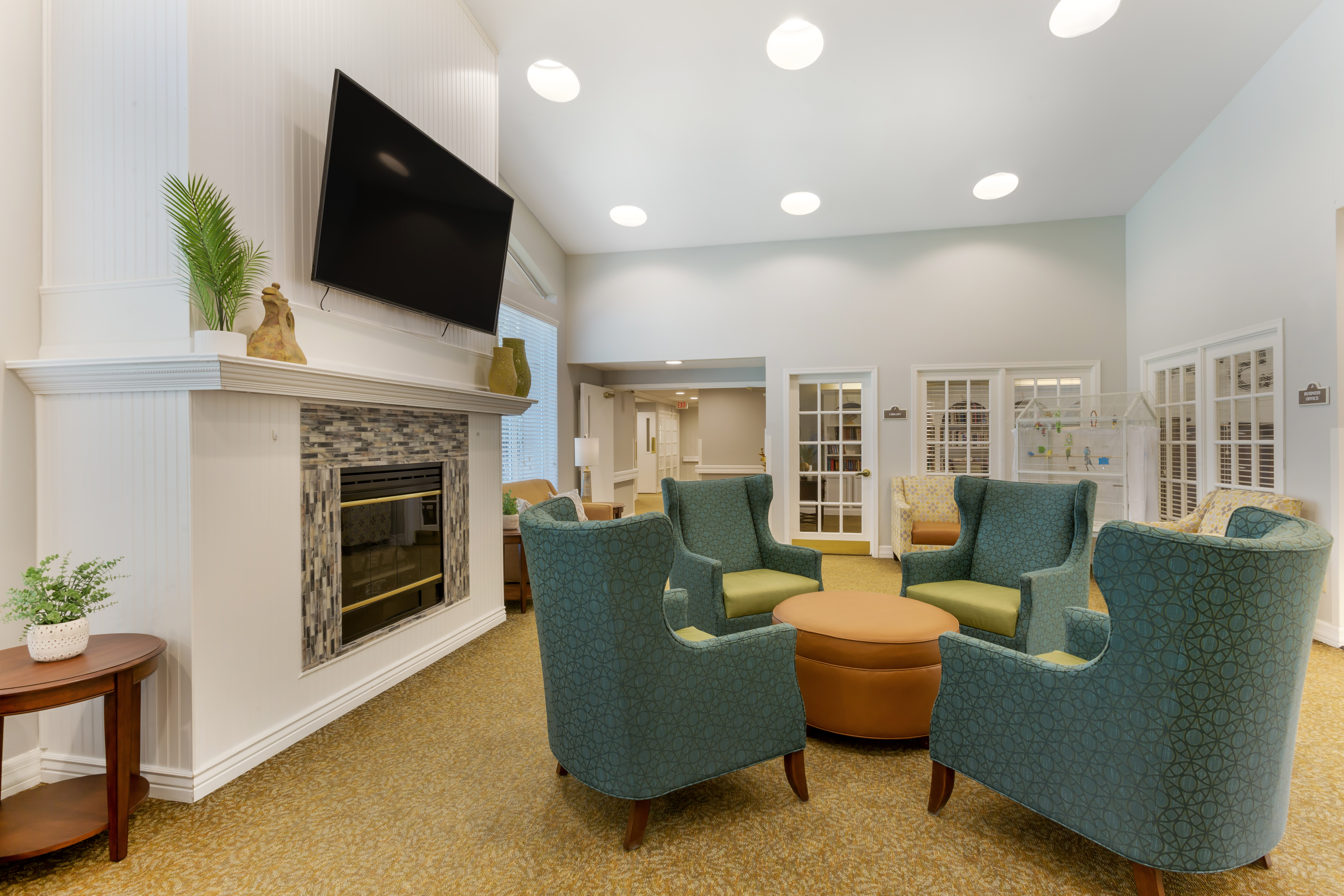 1-oro-valley-lobby
