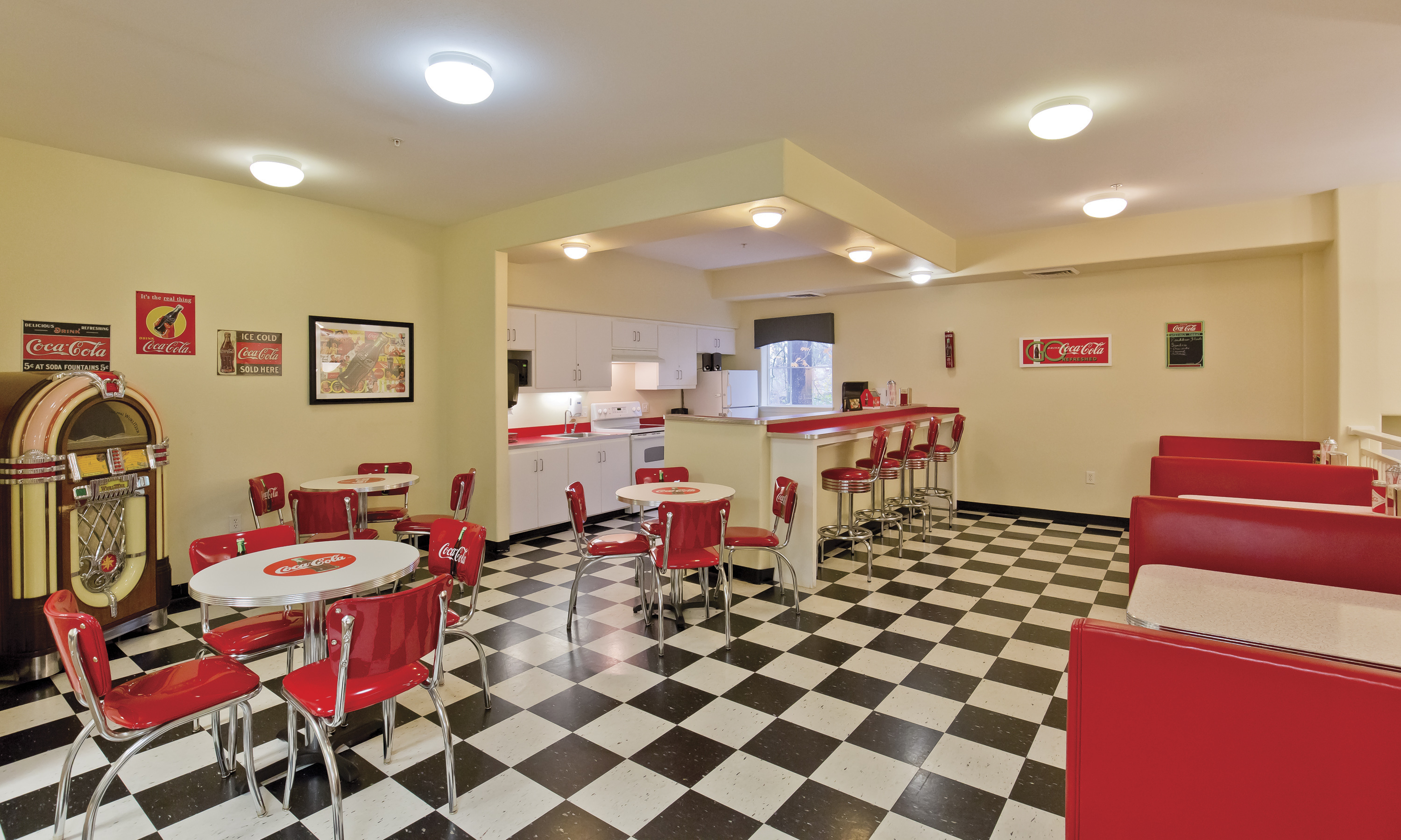 2-oswego-springs-cafe