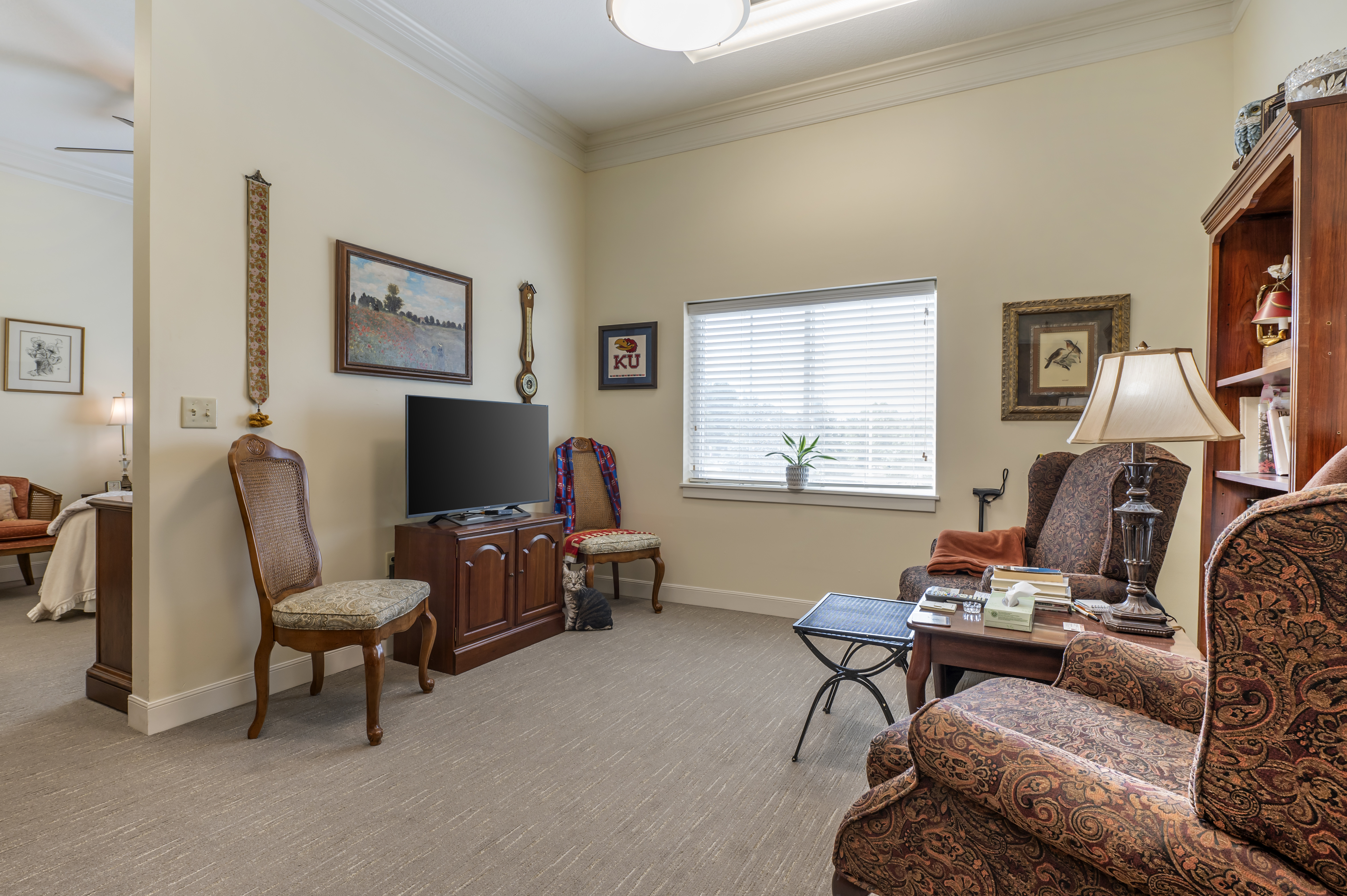 overland-park-apartment-living-room