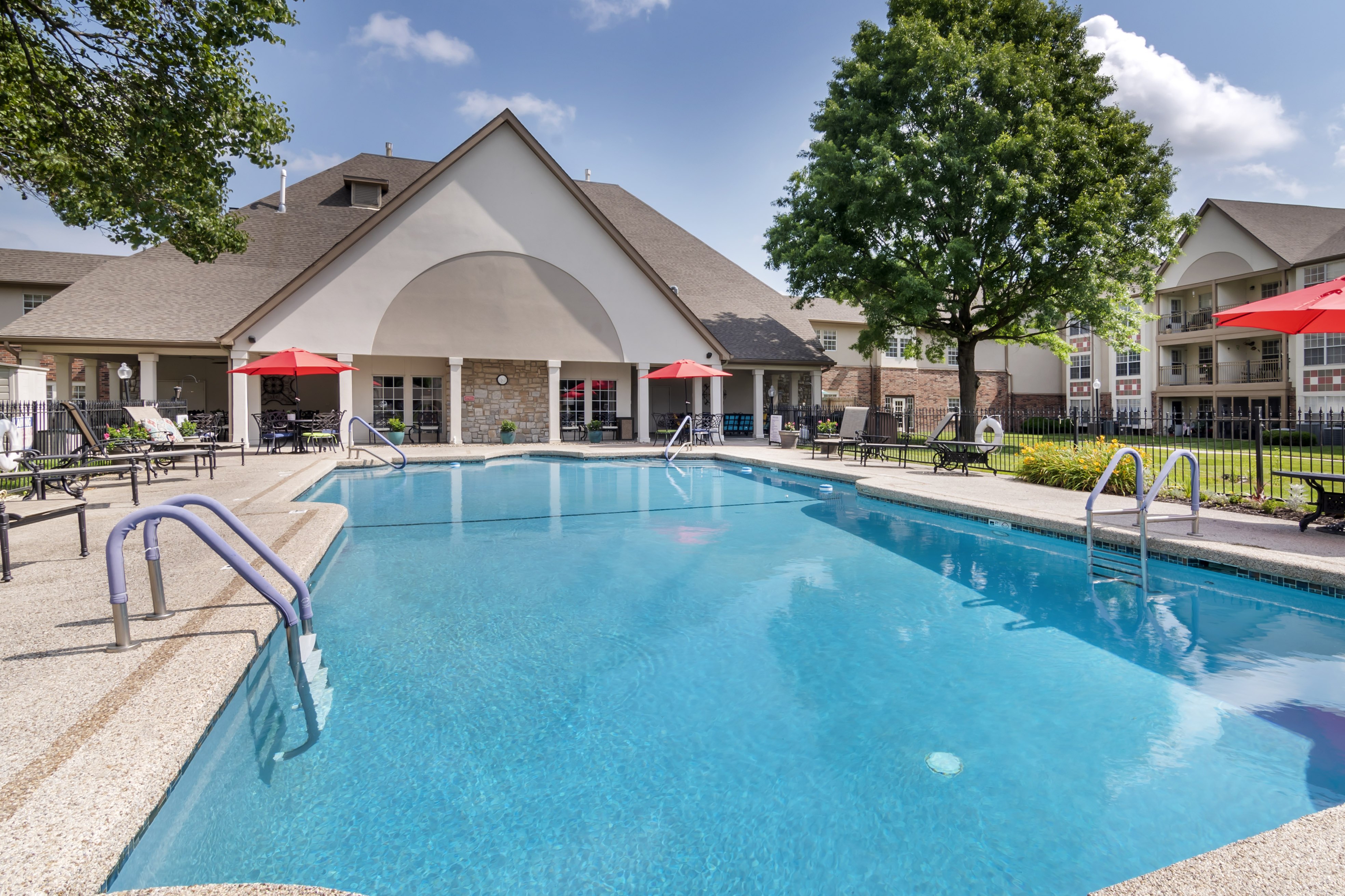 3-overland-park-119th-pool