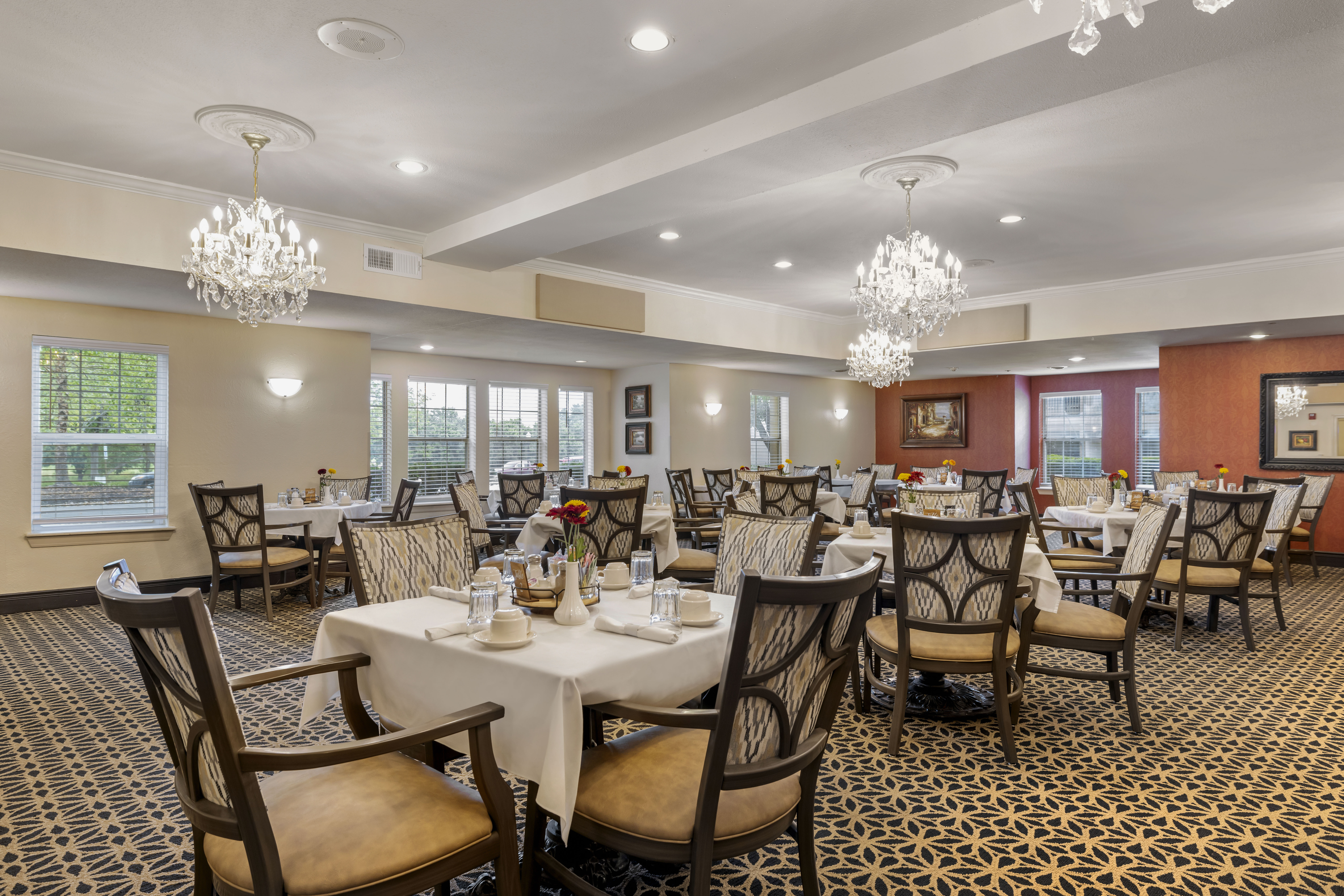 overland-park-119th-community-dining-room