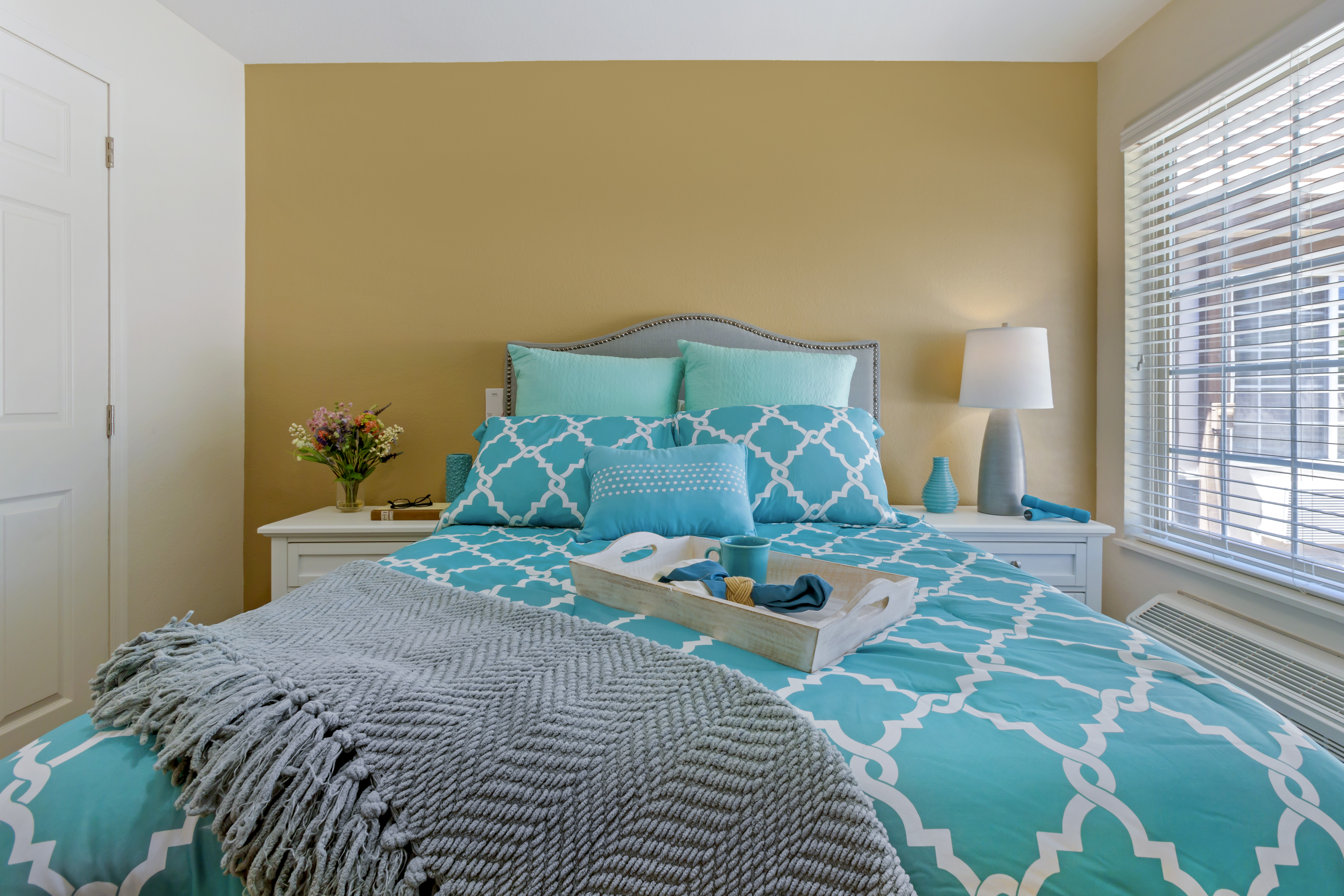 peoria-apartment-bedroom
