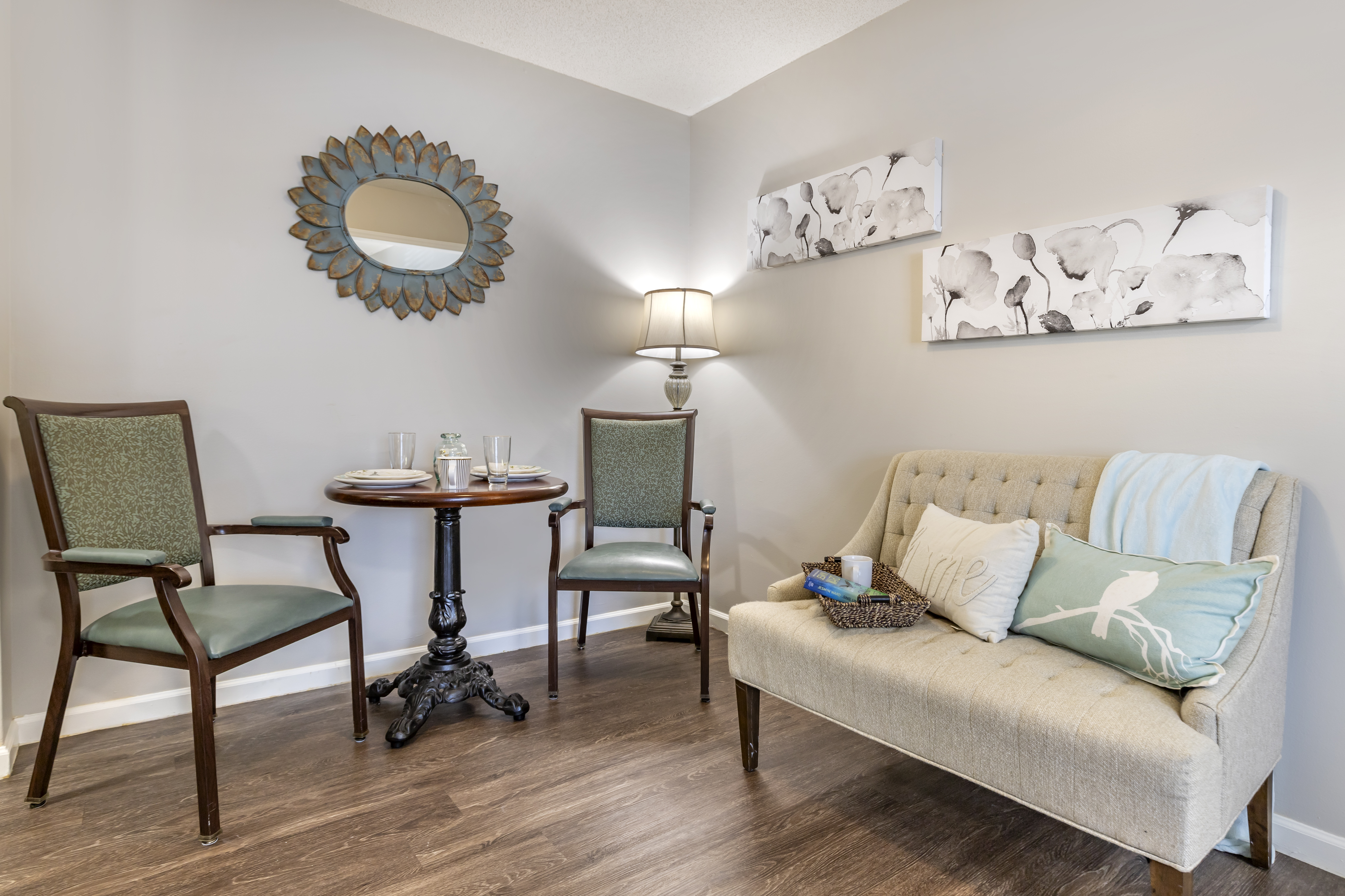 pinehurst-apartment-living-room