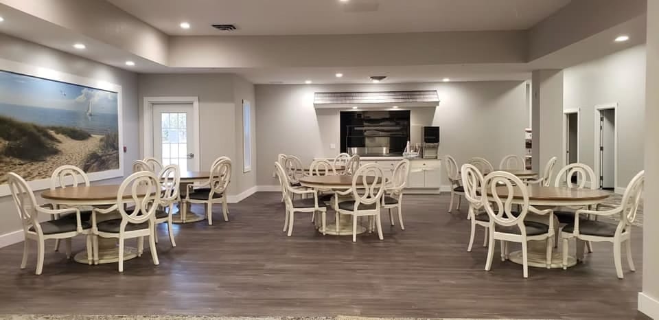 porches-dining