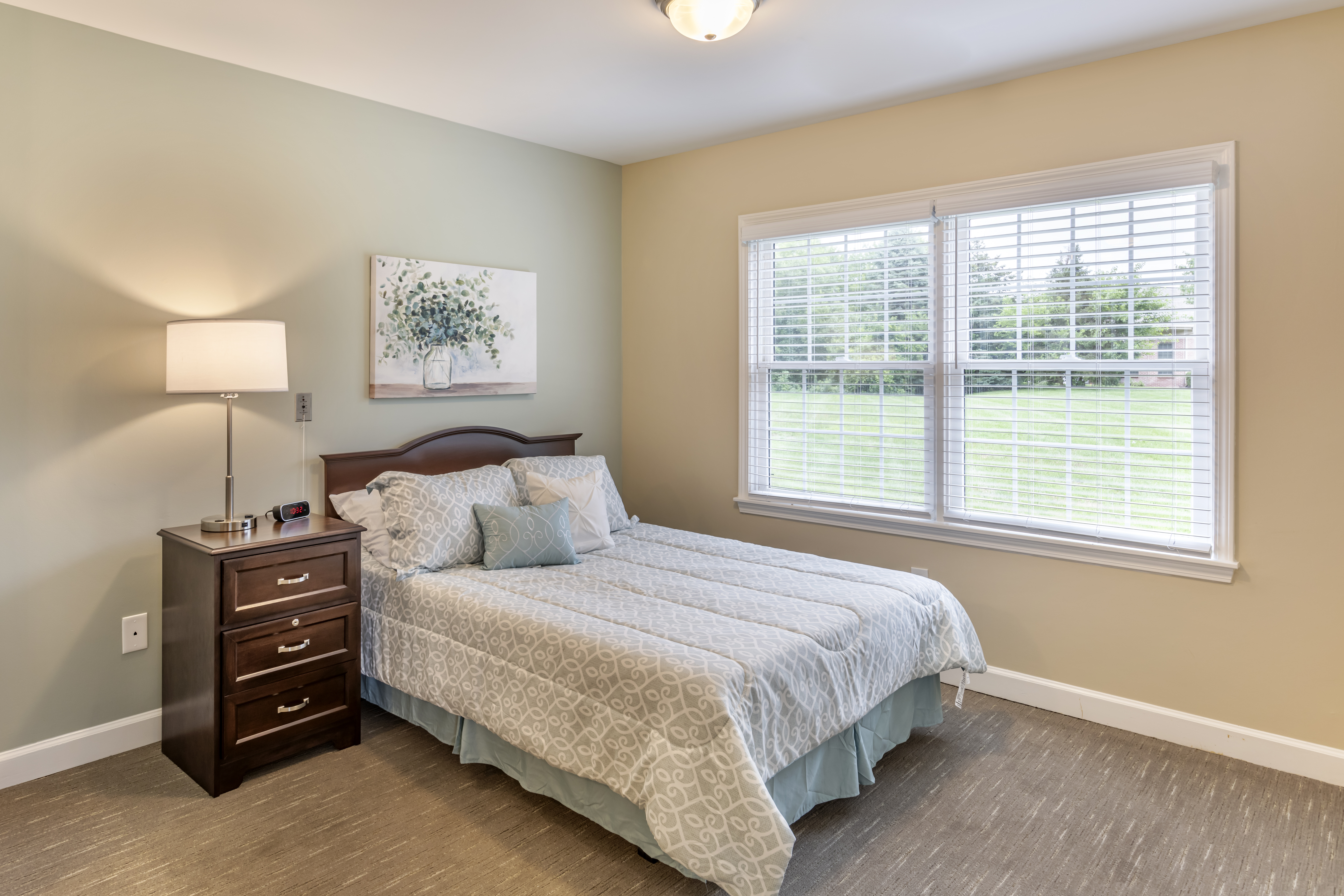 Portage Al Apartment Bedroom