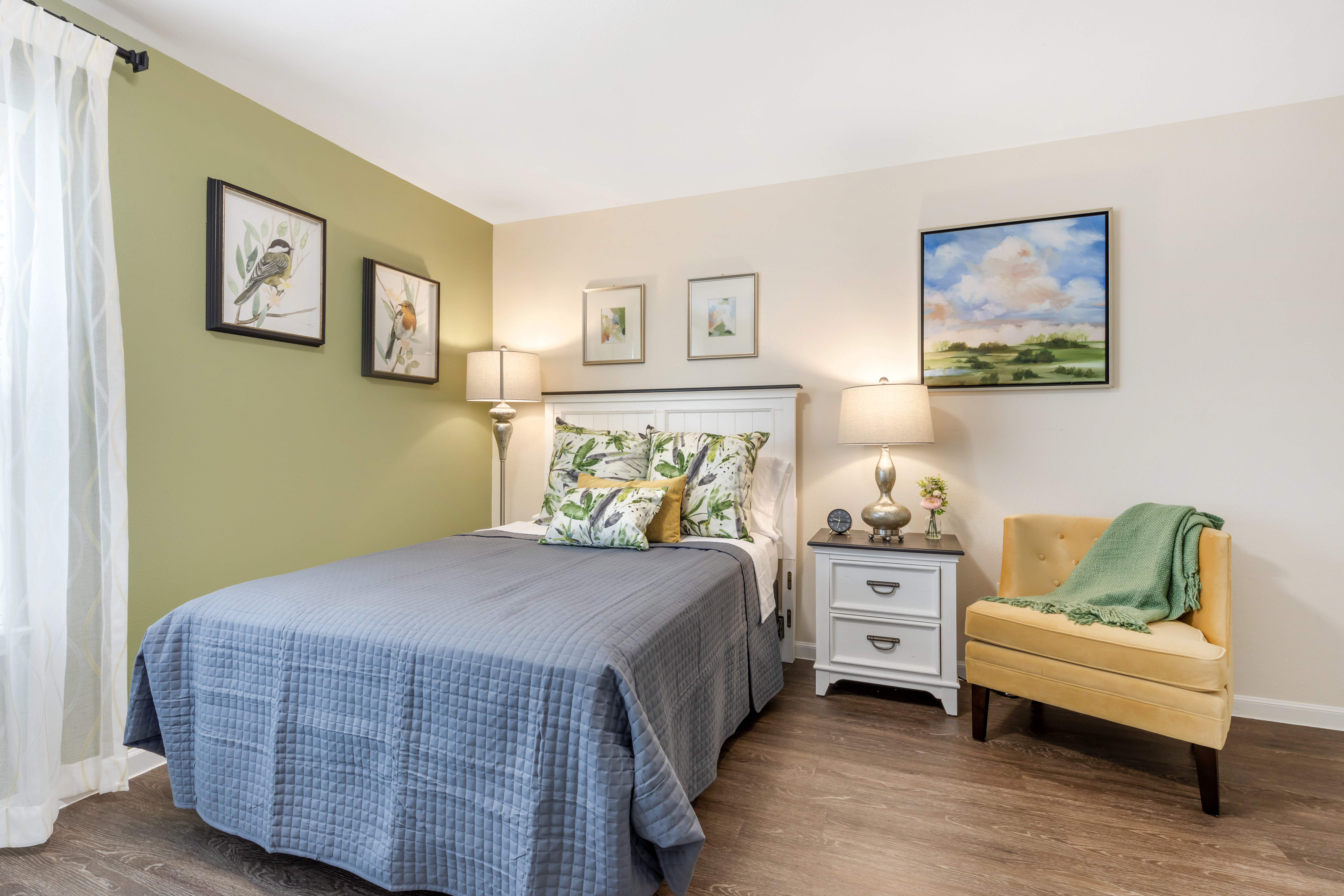 3-richland-hills-al-apartment-bedroom