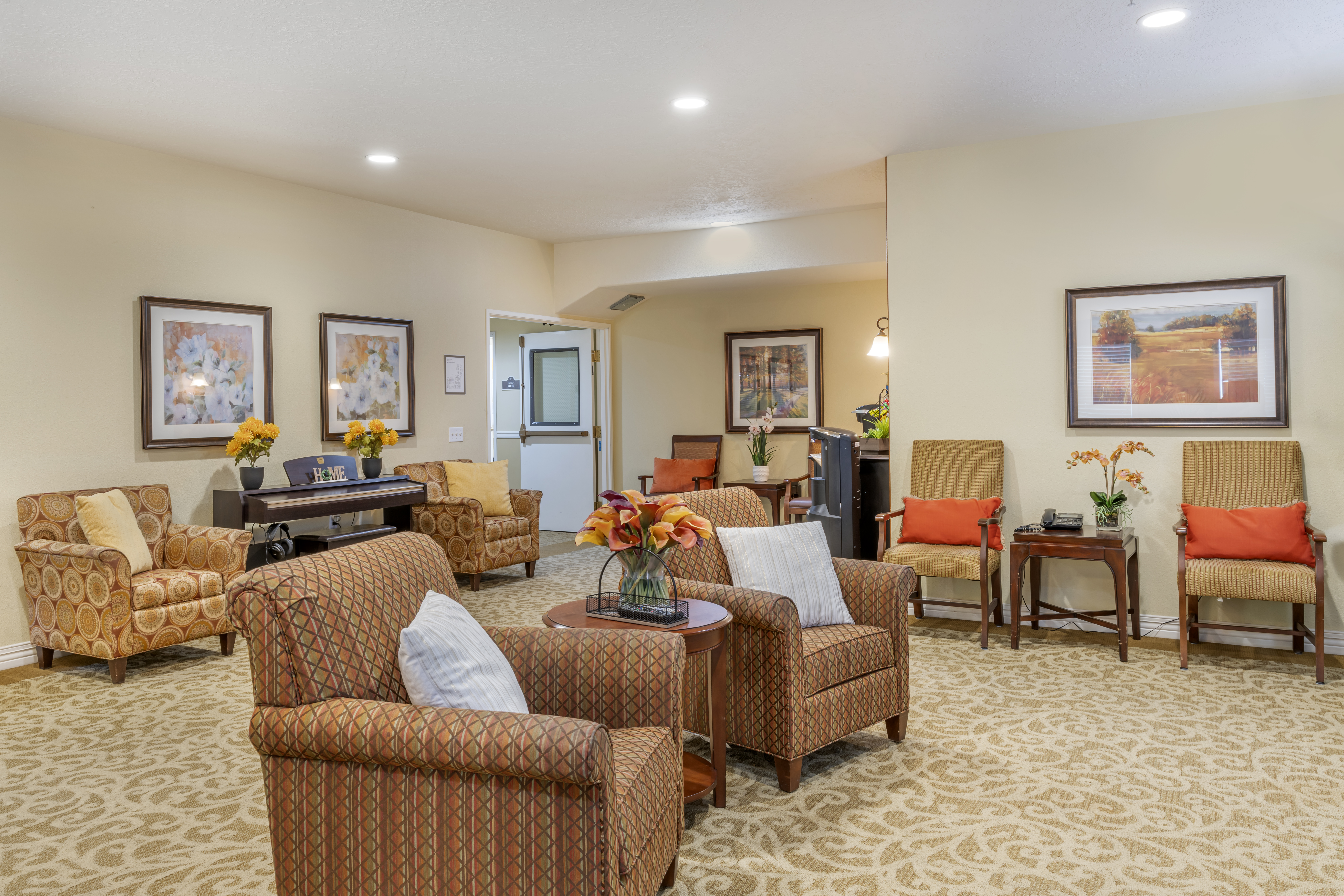 1-river-road-community-living-room