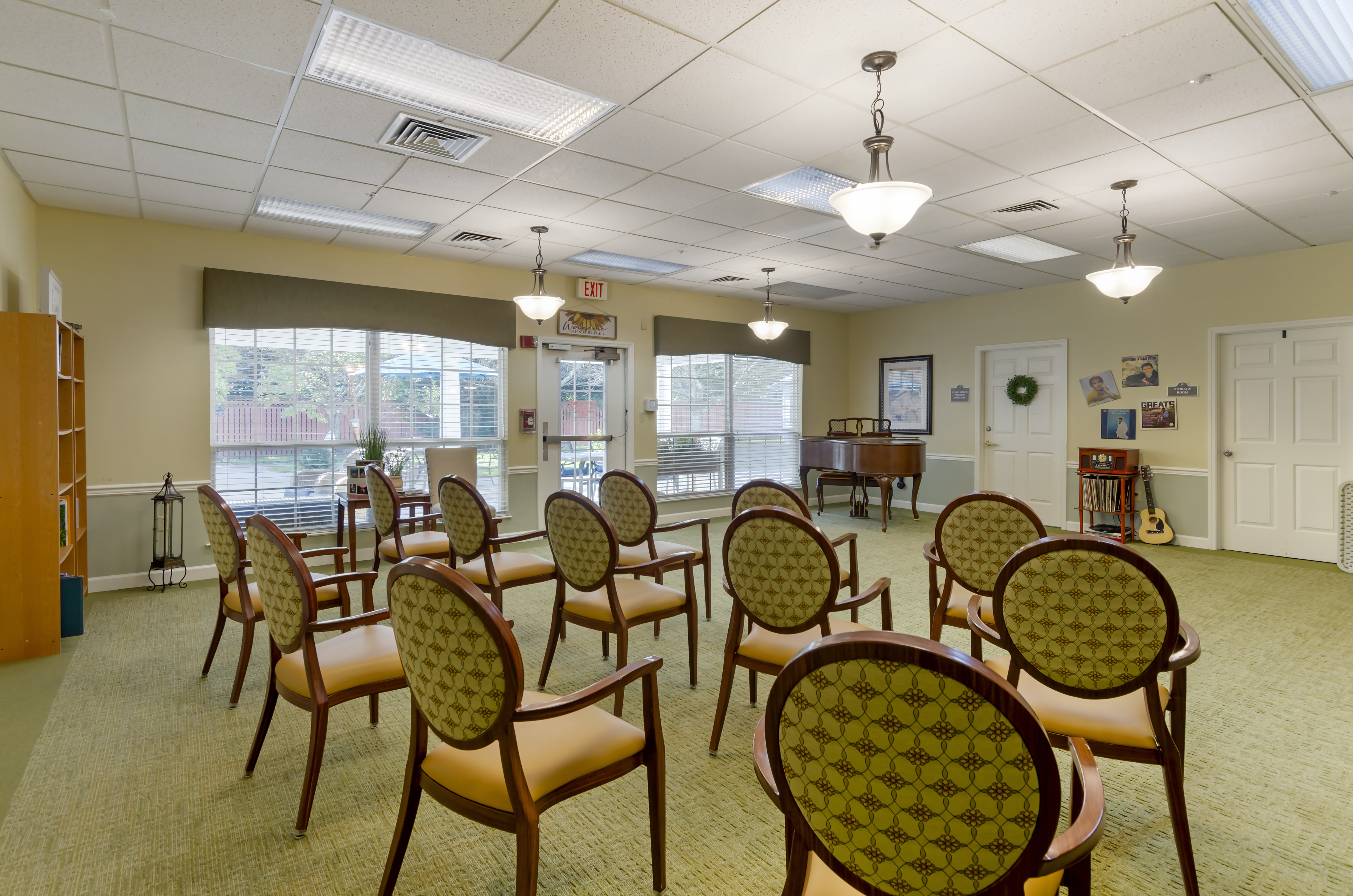 3-roanoke-community-room