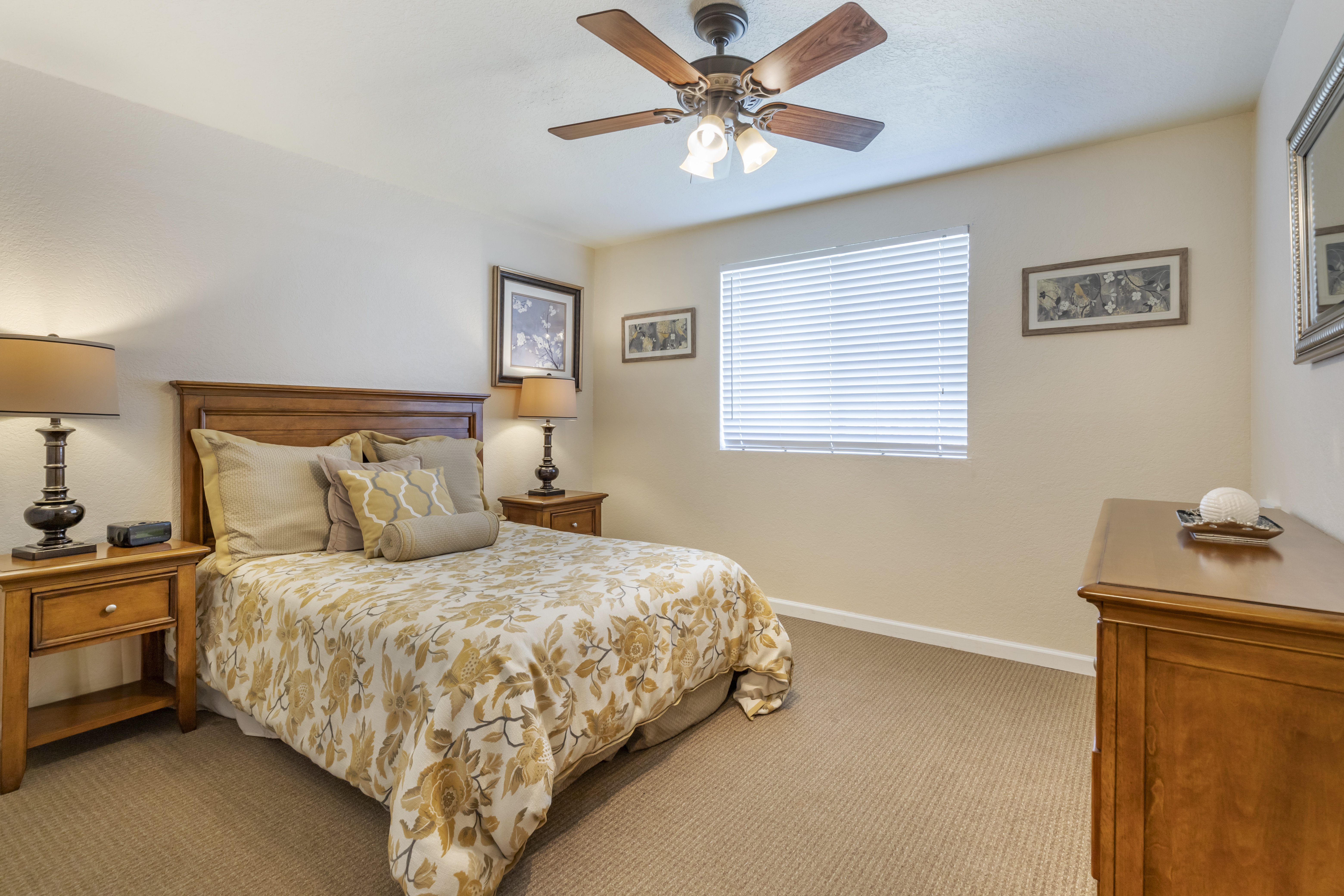san-marcos-south-apartment-bedroom