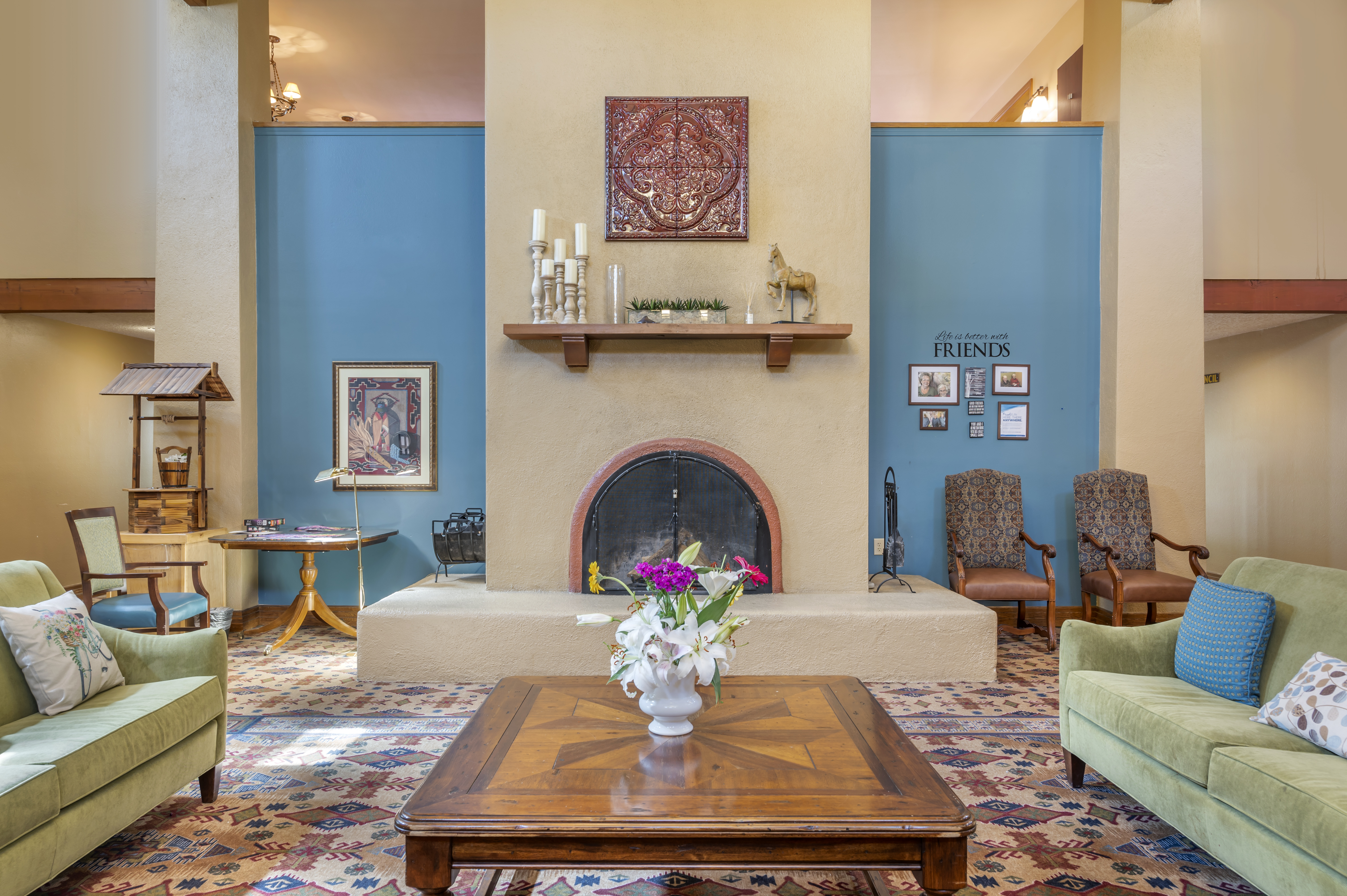 1-santa-fe-community-living-room