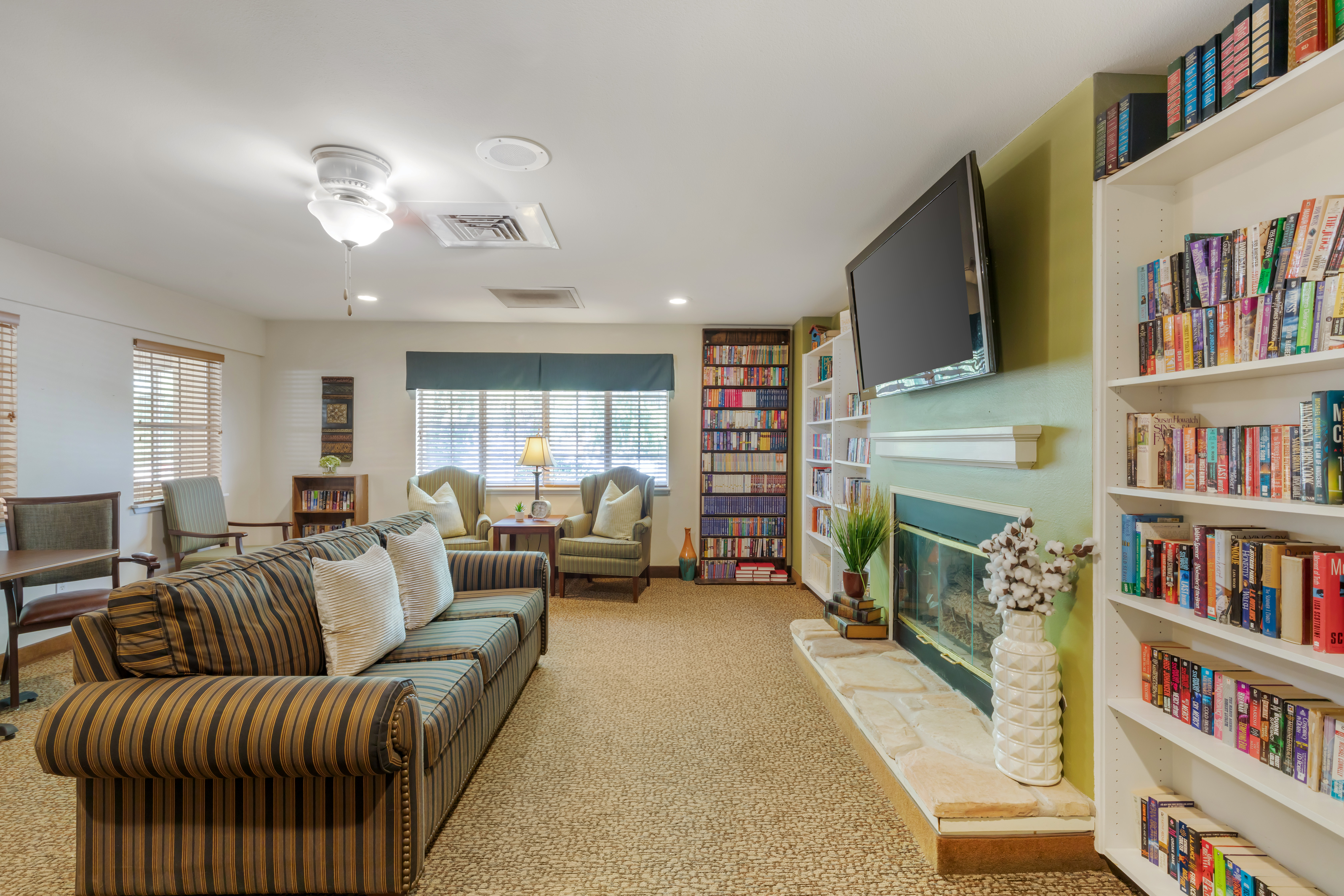 1-sikes-lake-library