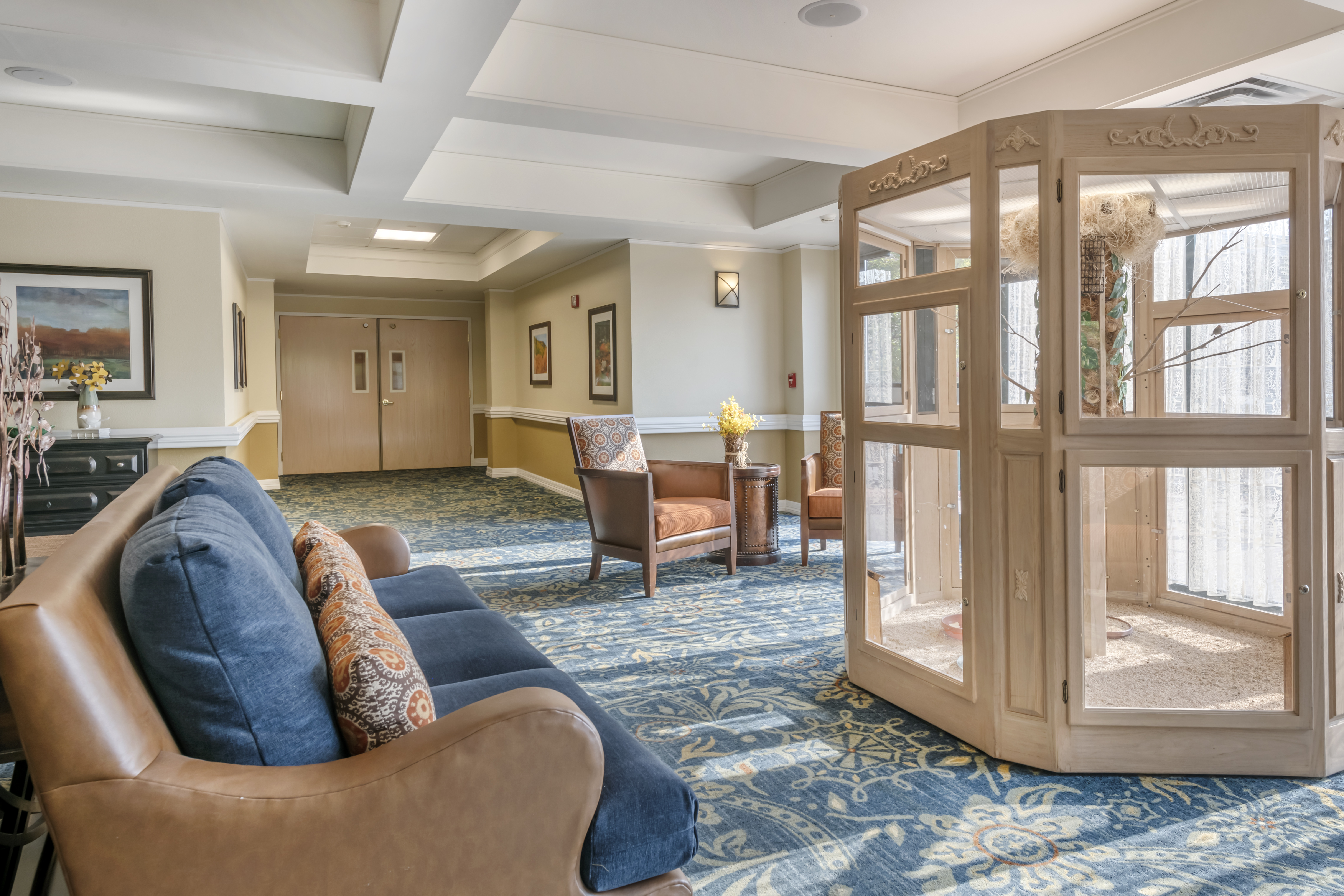 1-skyline-lobby