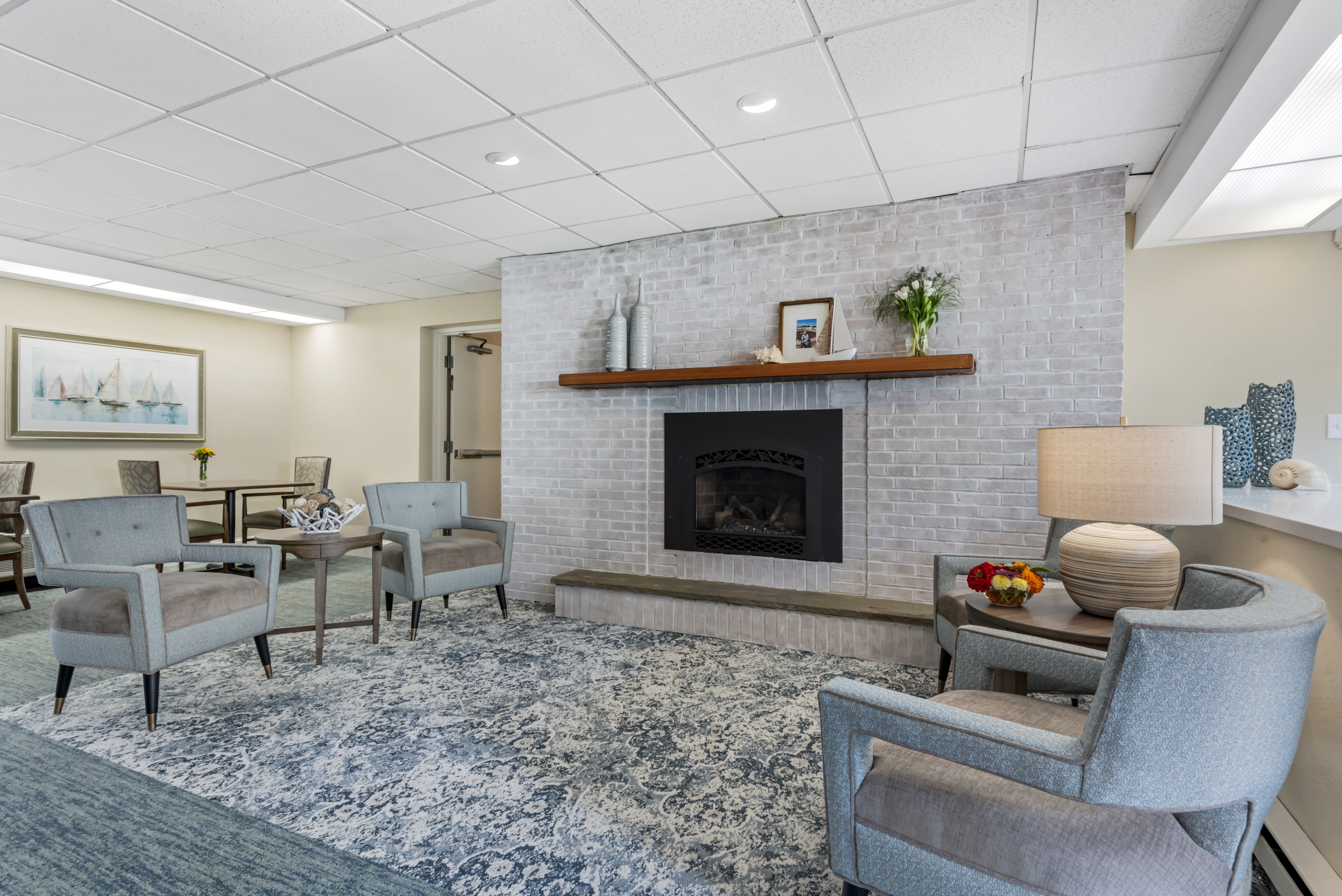 1-south-bay-ri-lobby