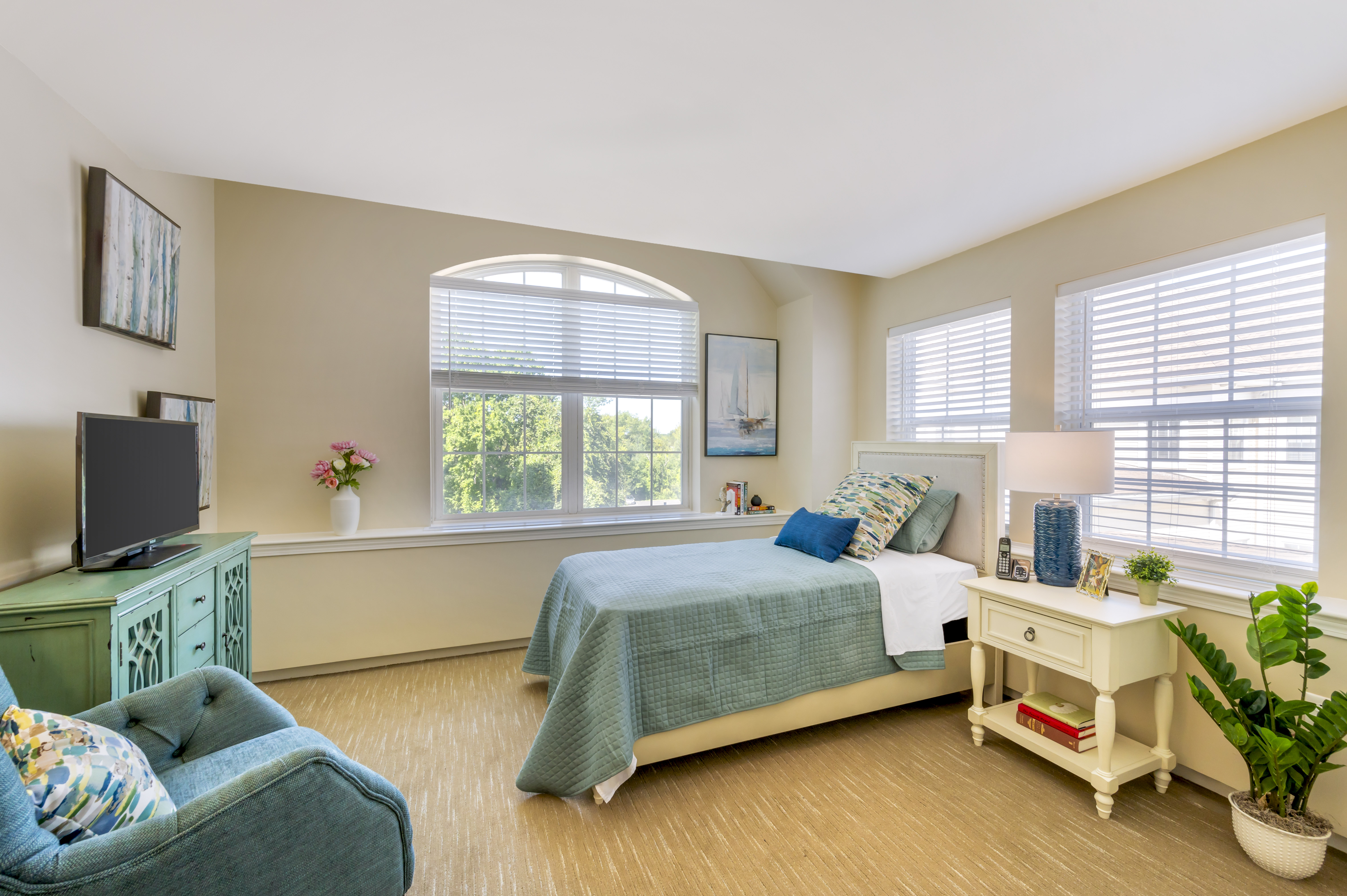 south-windsor-apartment-bedroom