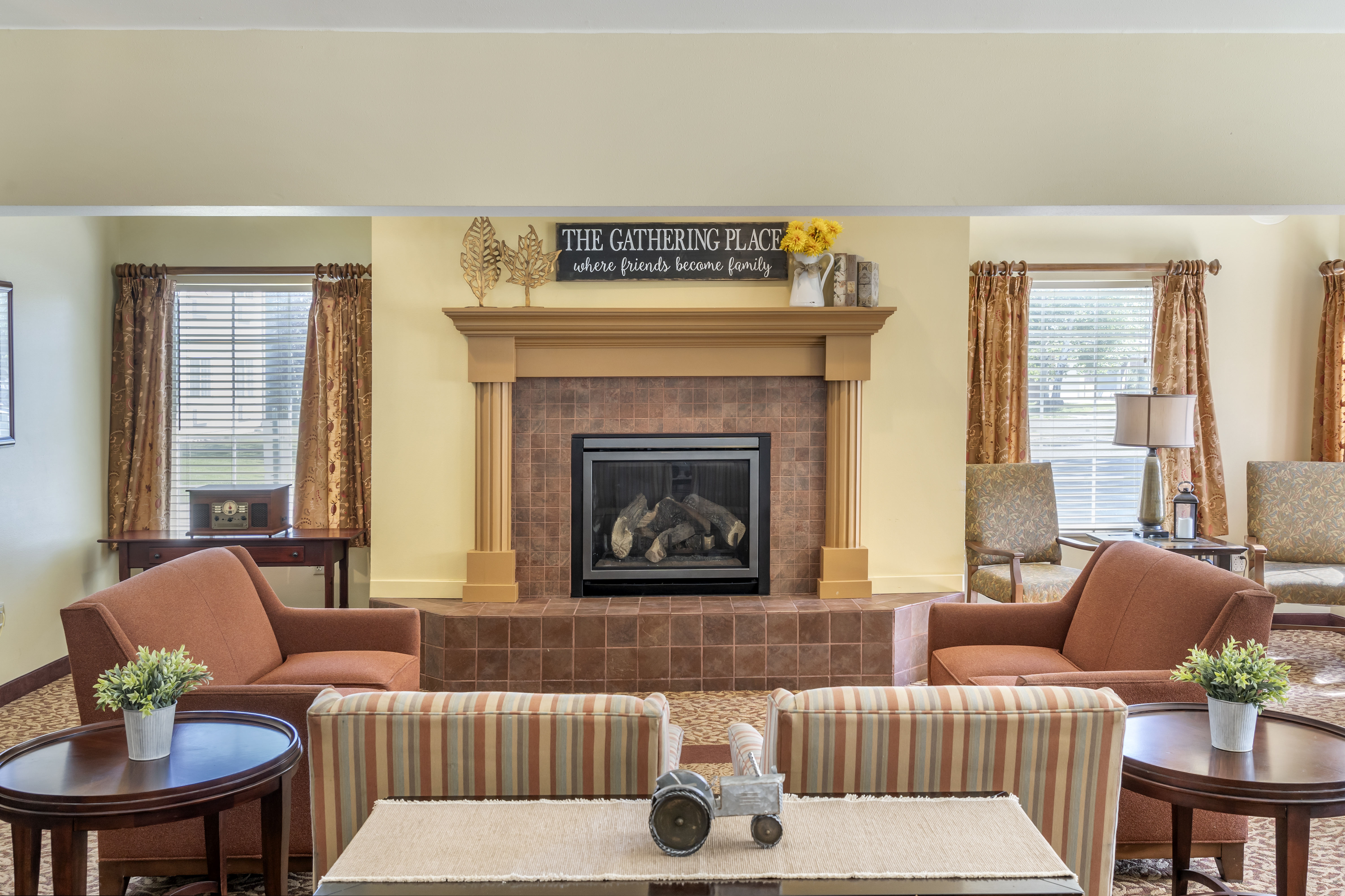 1-springmeadows-community-living-room