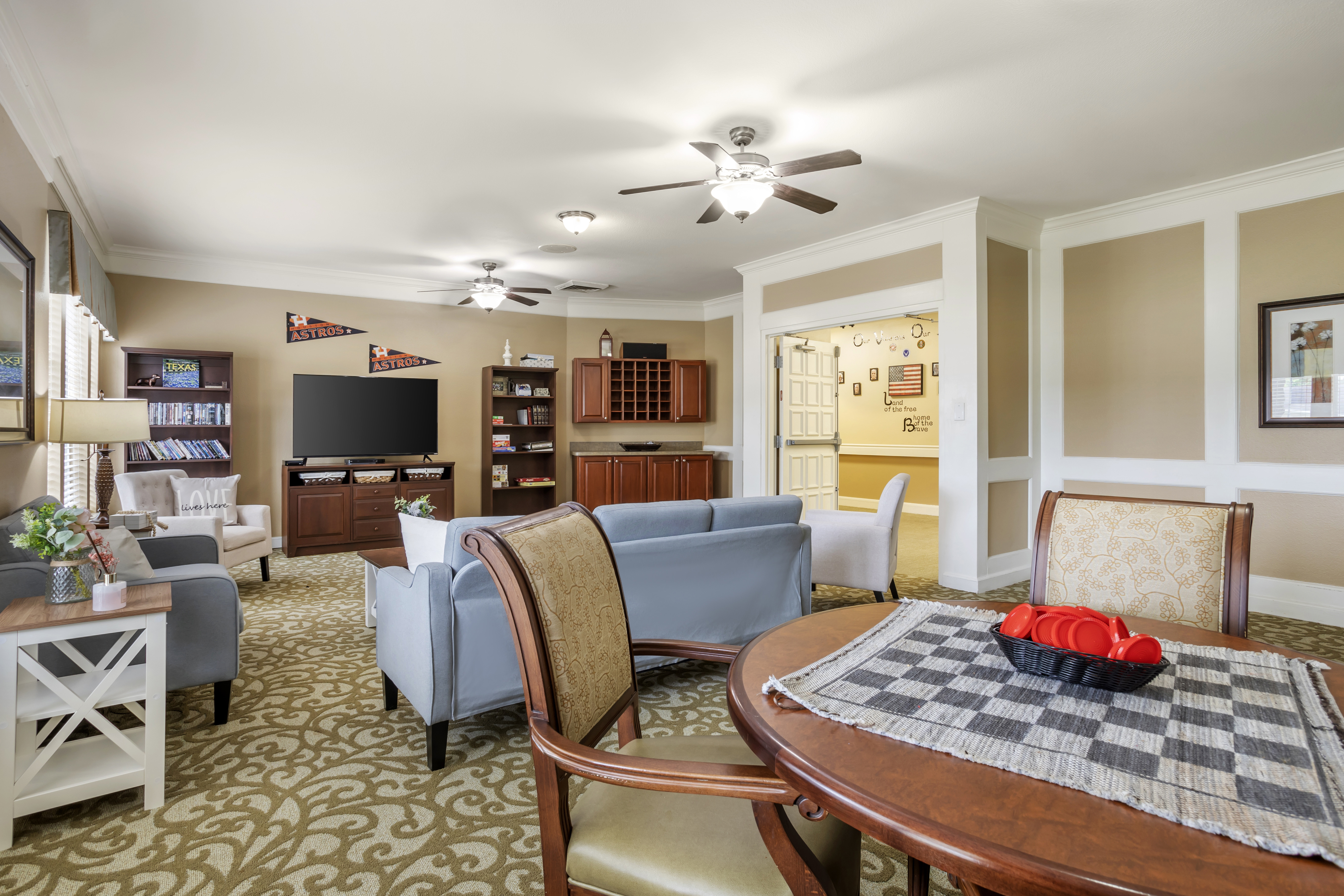 sugar-land-community-living-room