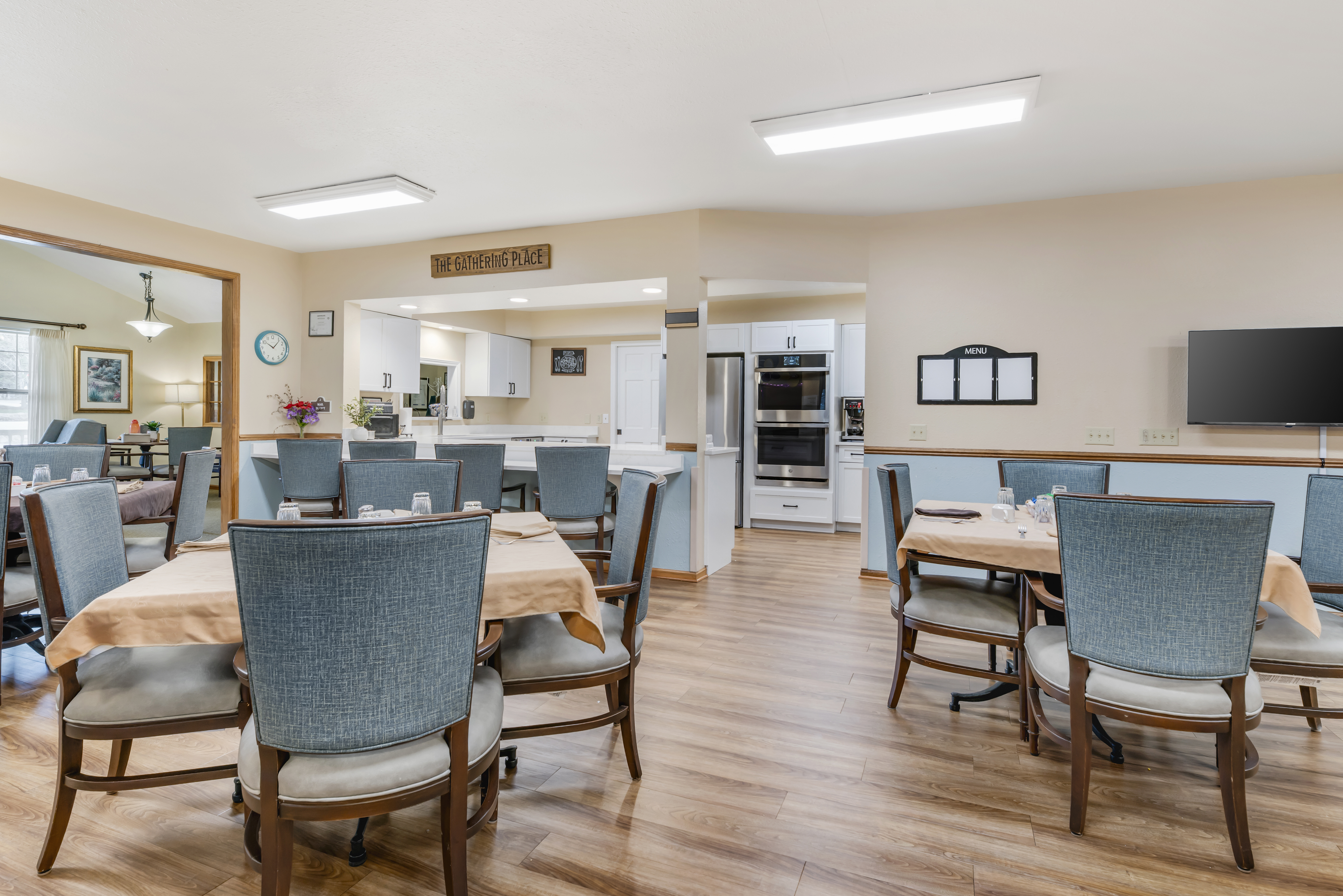 sussex-dining-room
