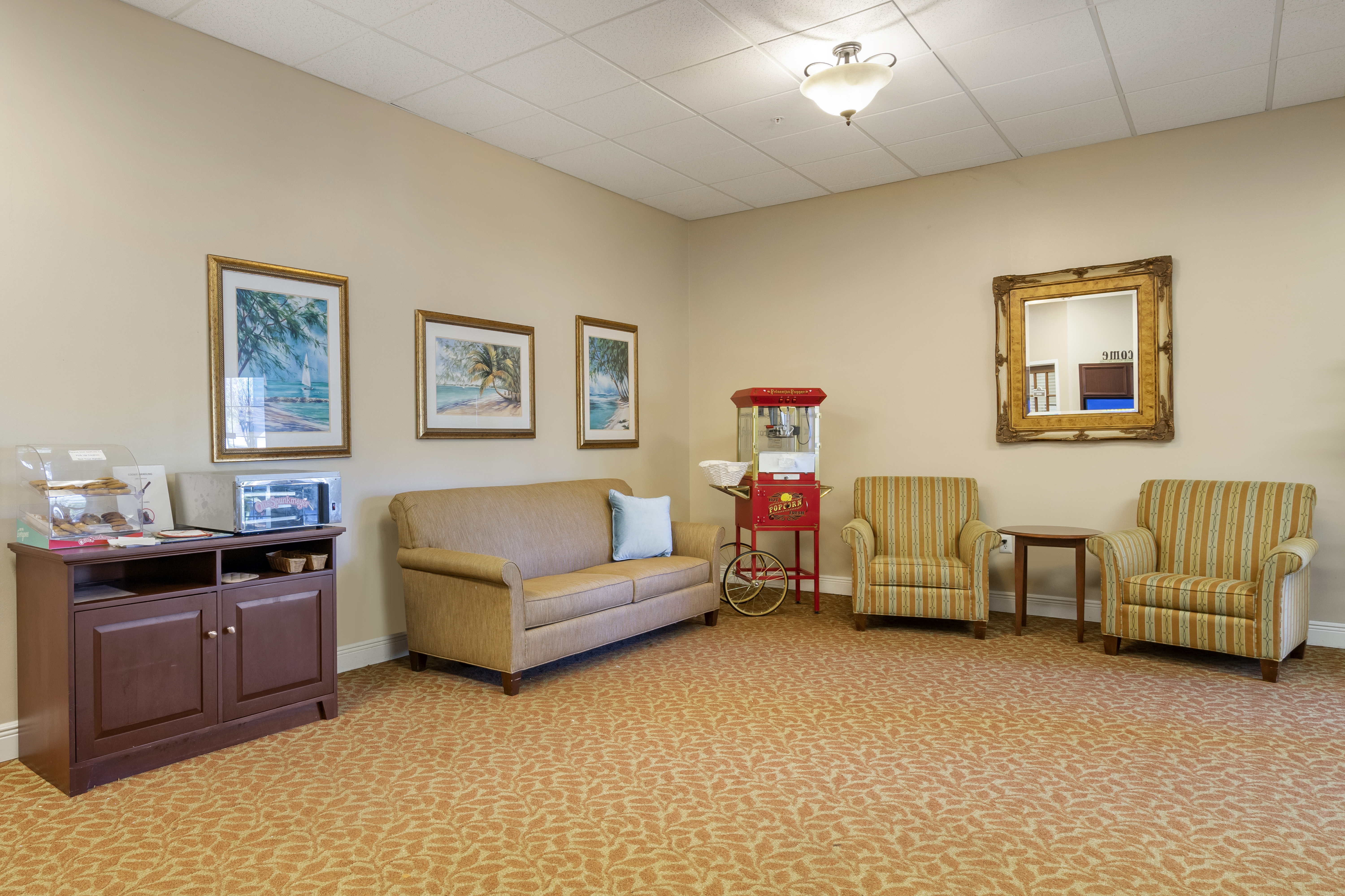 tarpon-springs-common-area