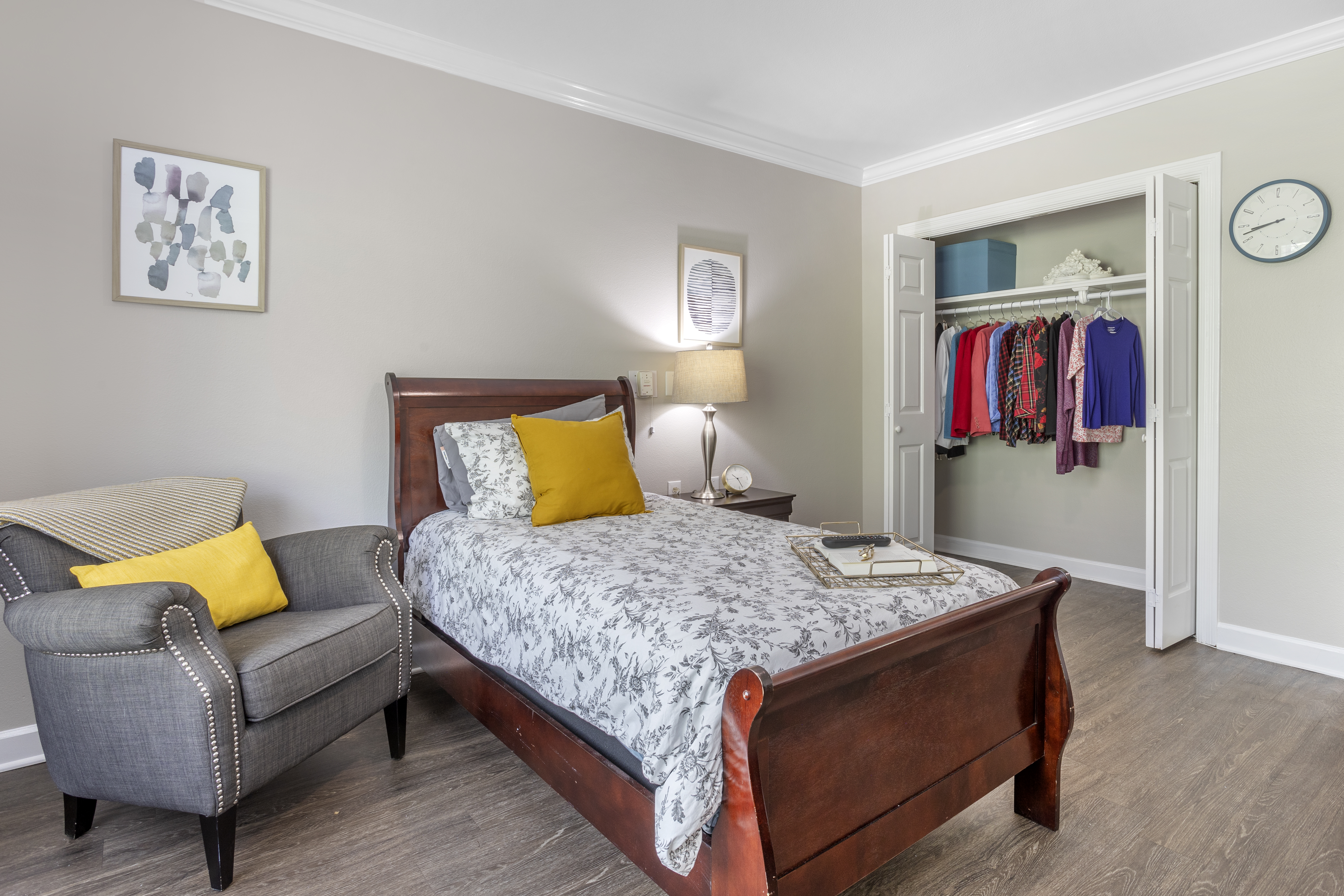 the-heights-apartment-bedroom