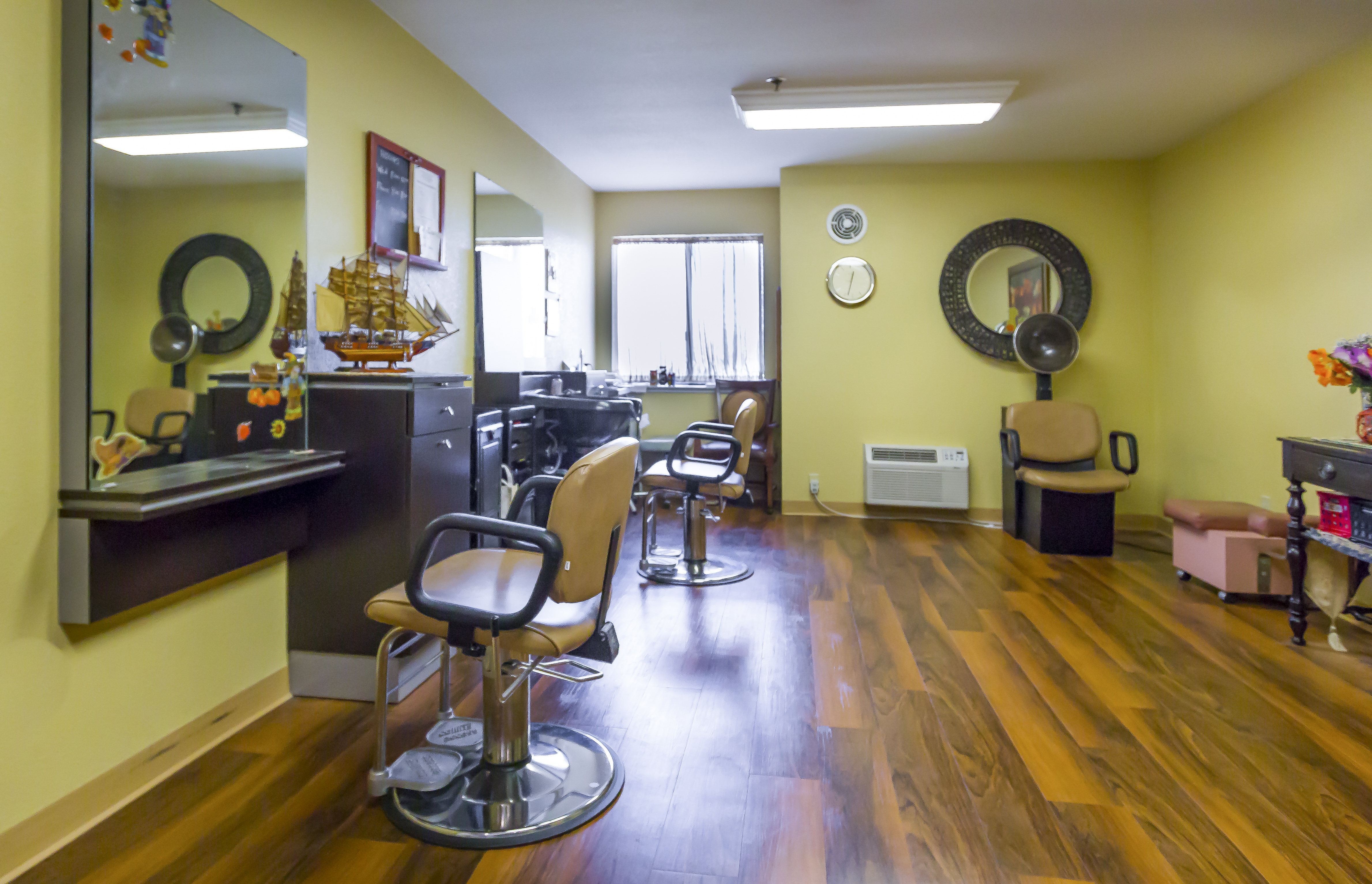 Salon