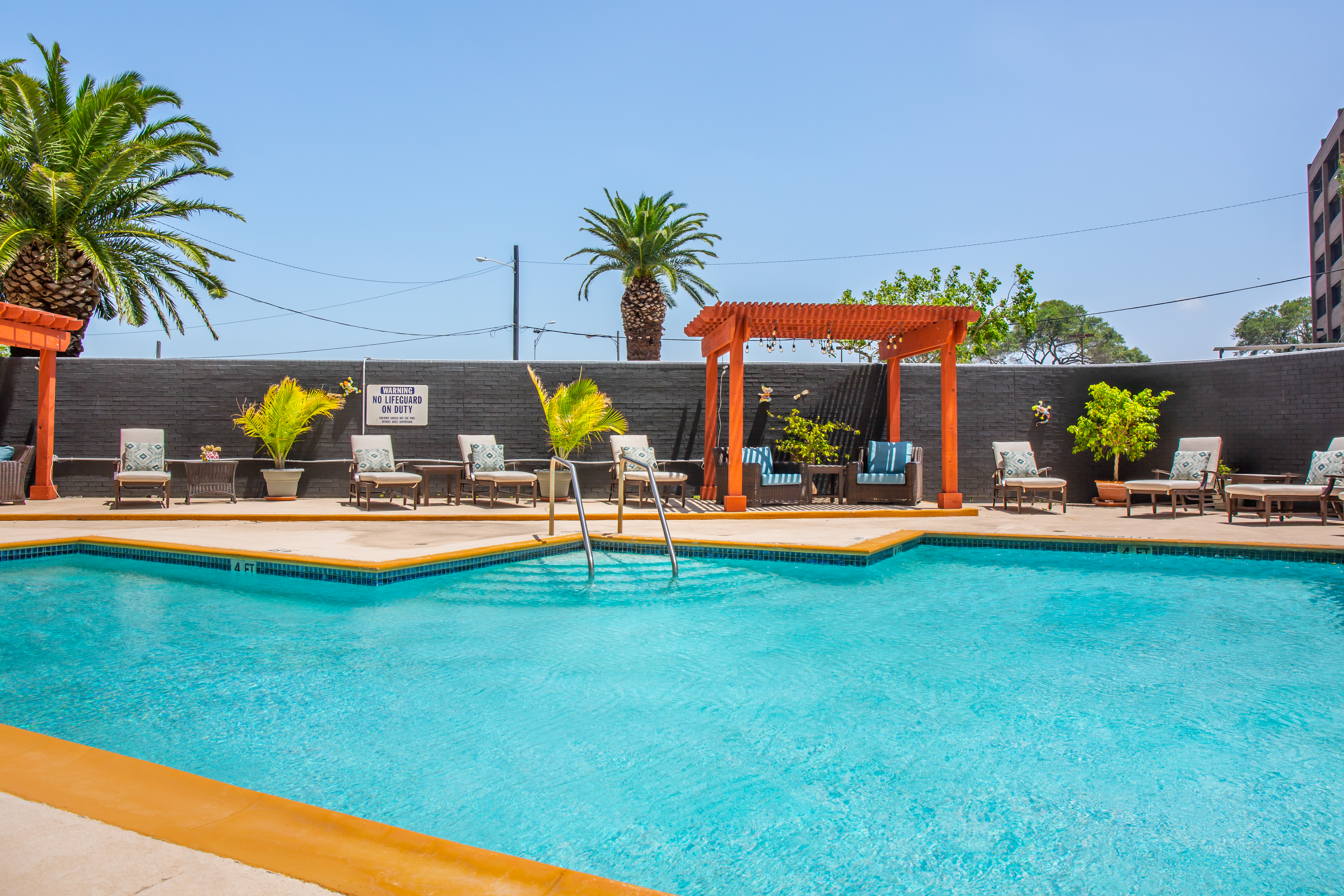 3-trinity-towers-pool