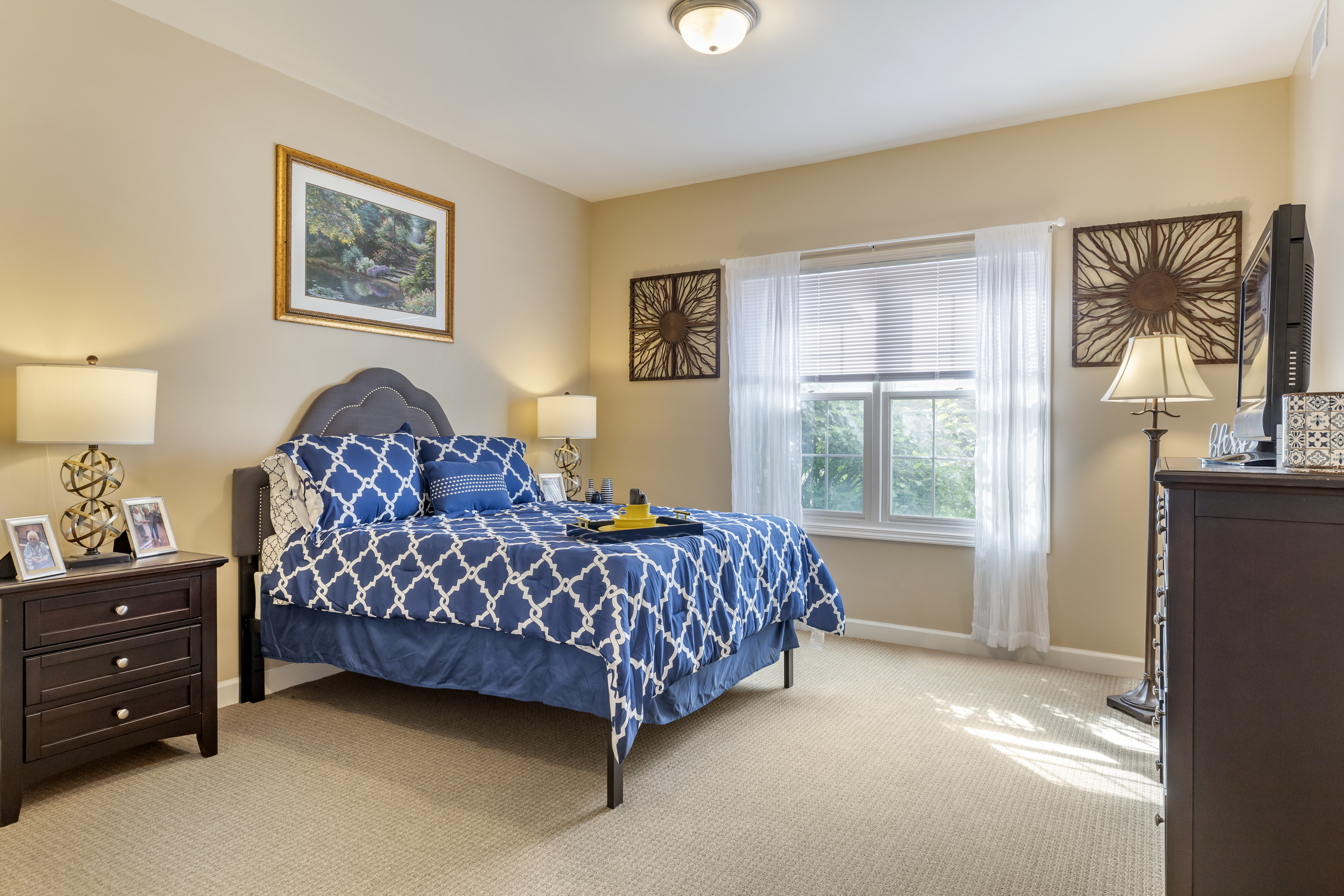 Troy Mi Apartment Bedroom