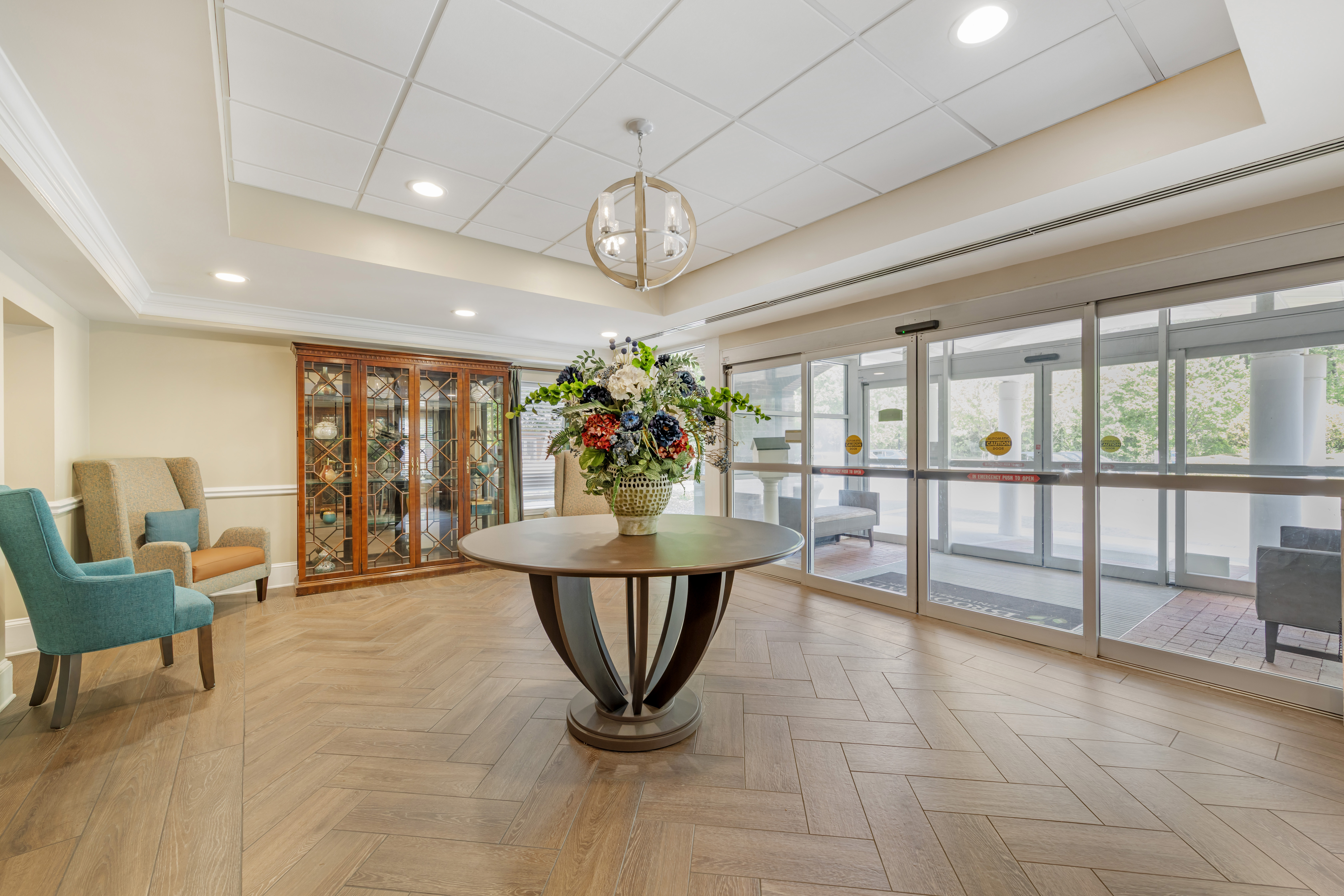 university-park-snf-lobby