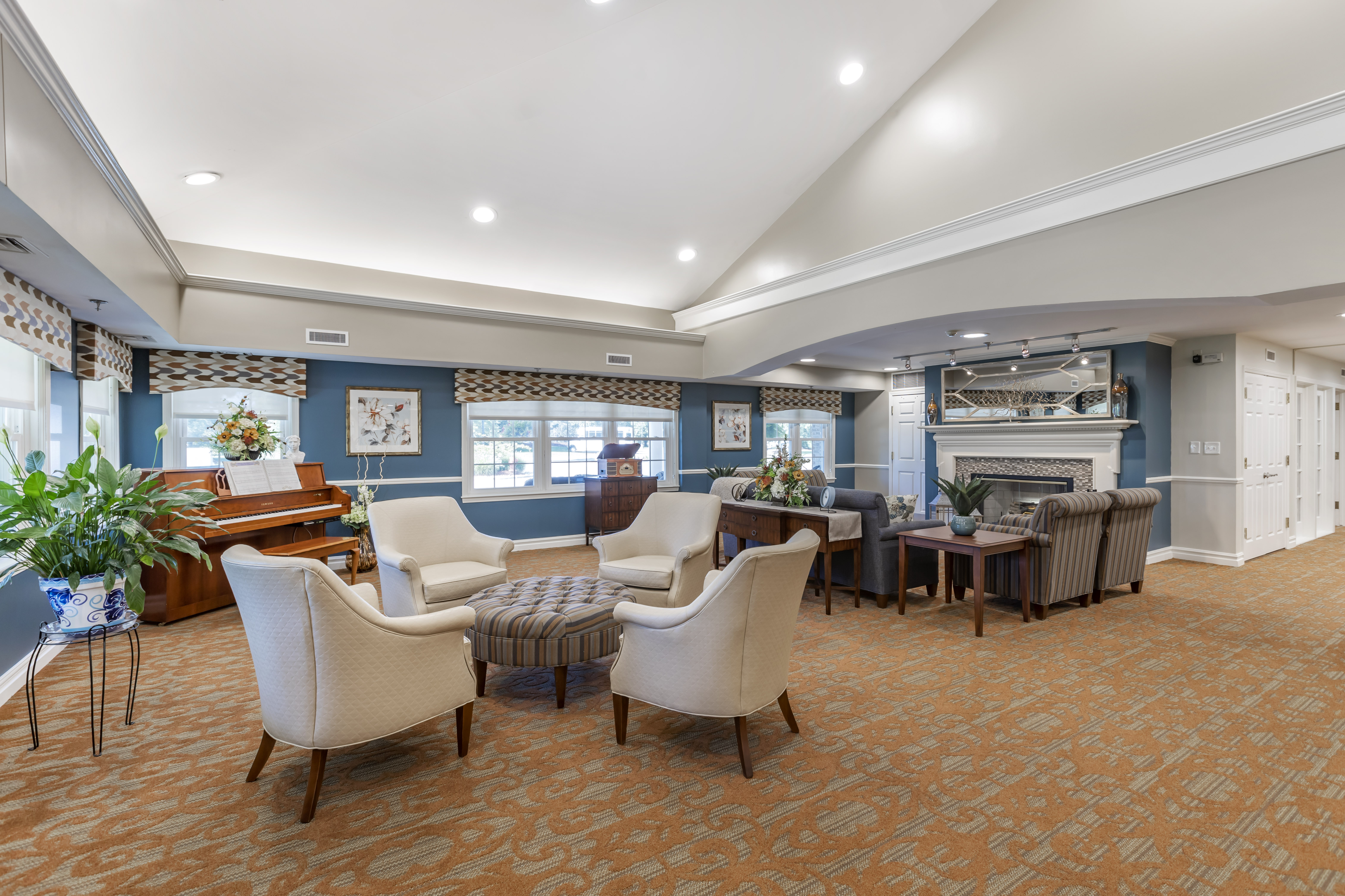 1-utica-al-community-living-room