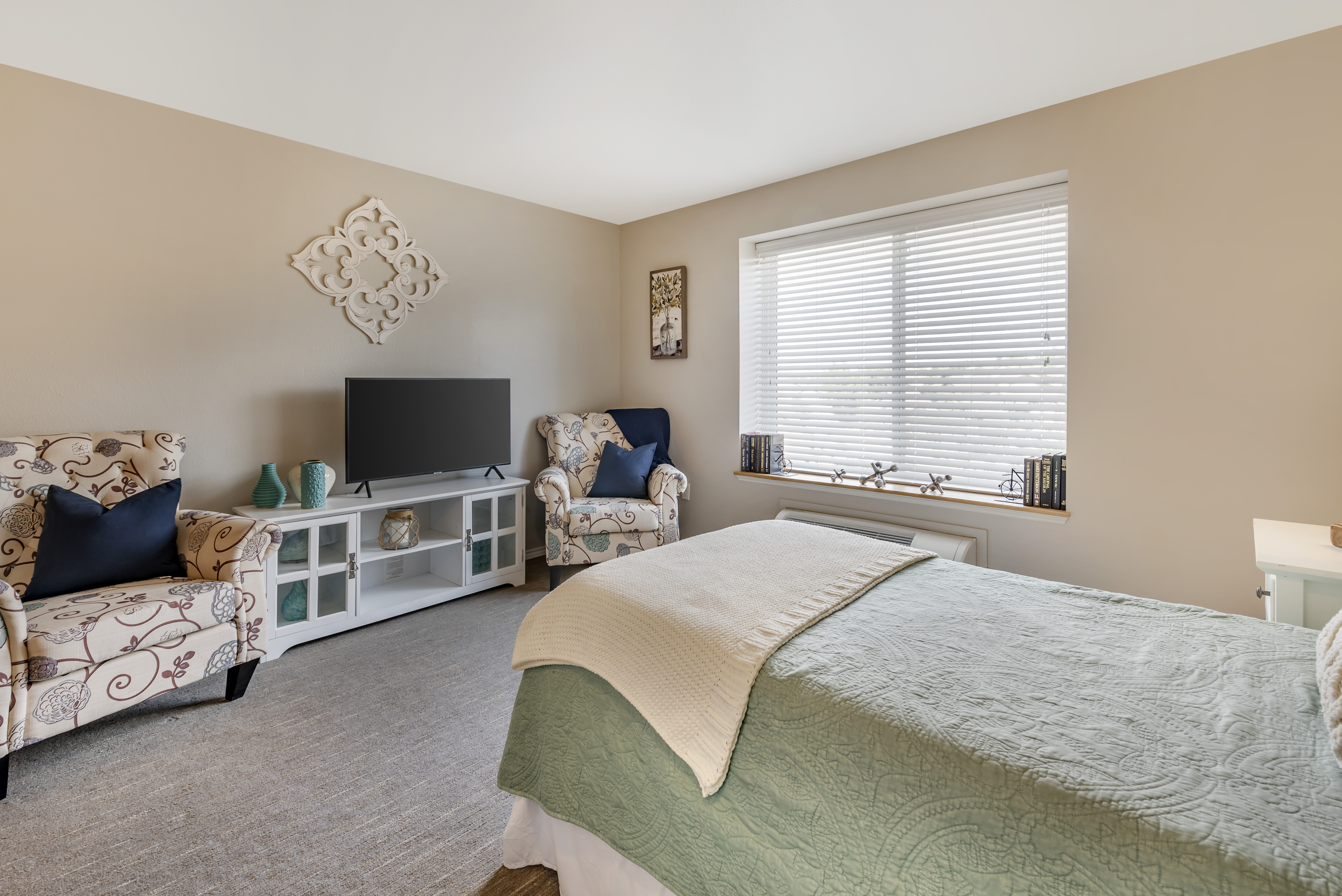 vista-grande-apartment-bedroom-1