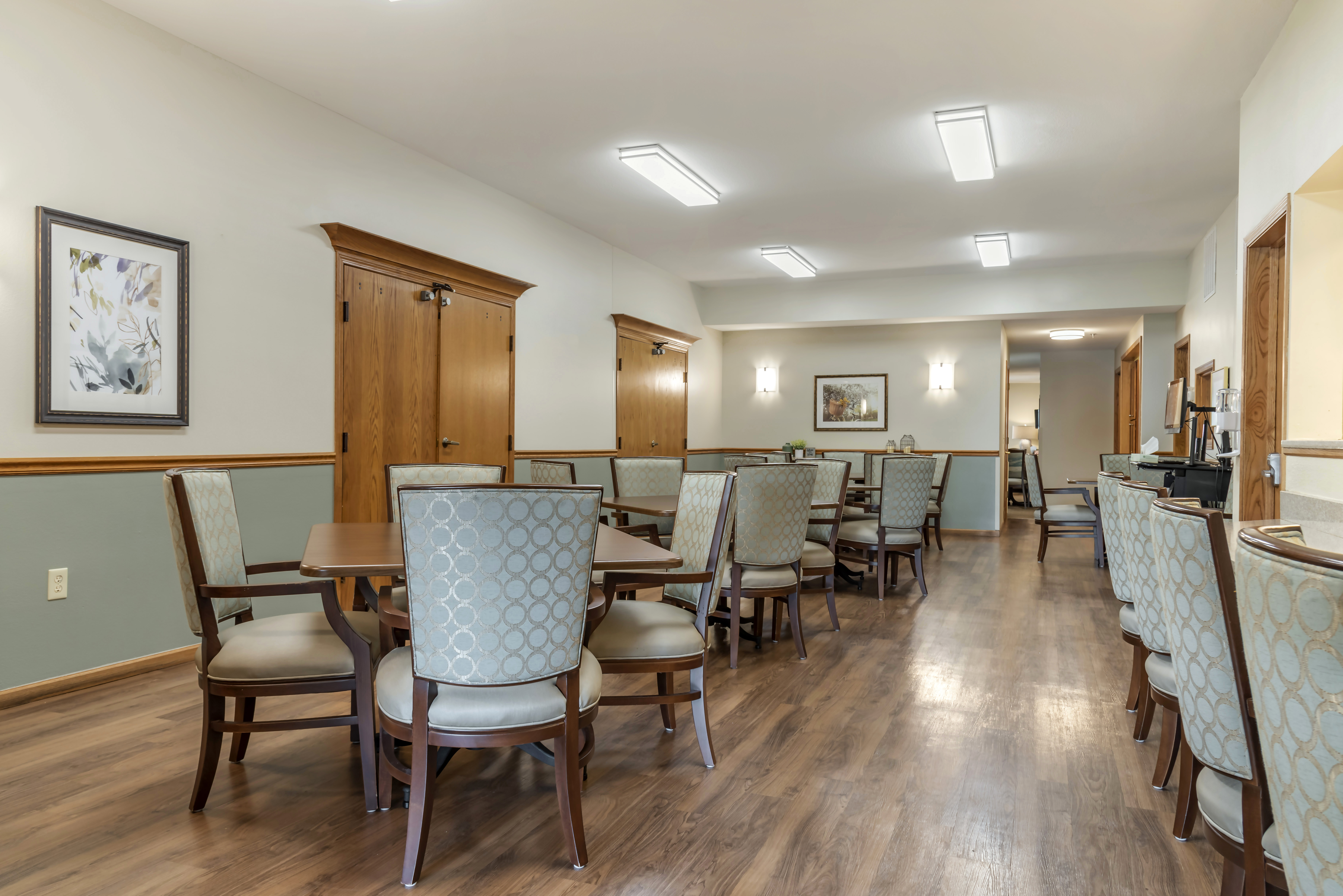 3-west-st-paul-dining-room