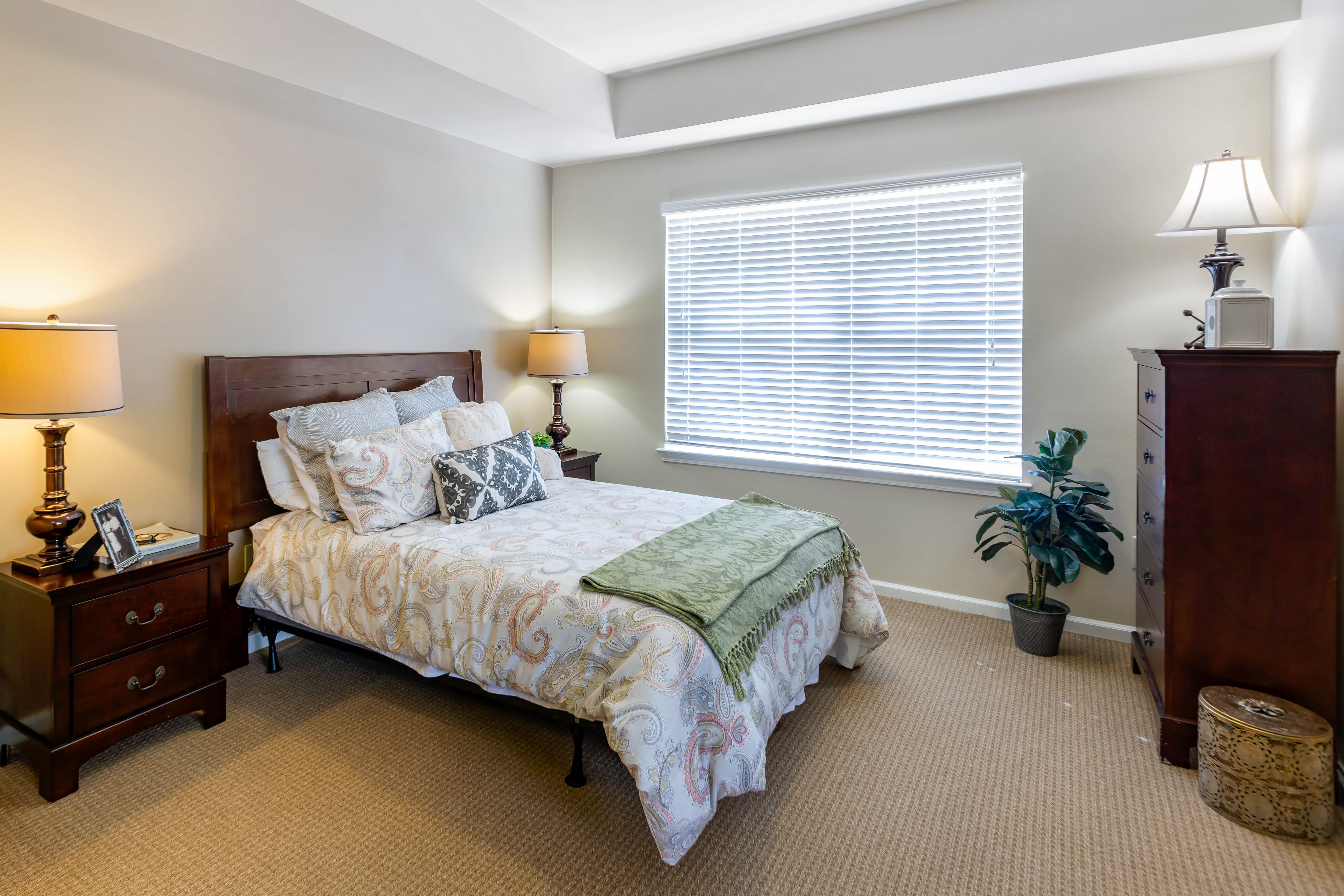 westampton-apartment-bedroom