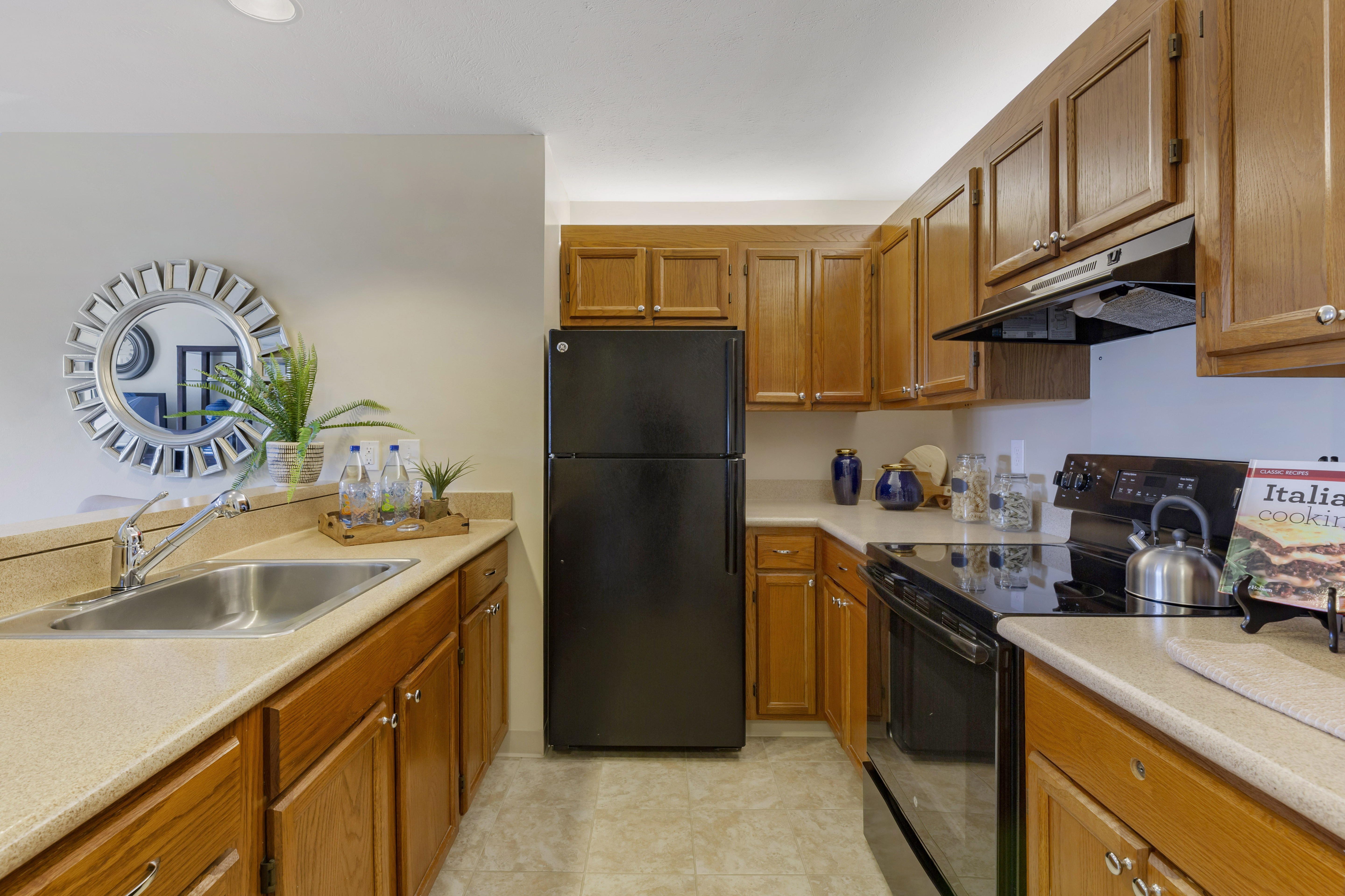 westlake-village-apartment-kitchen