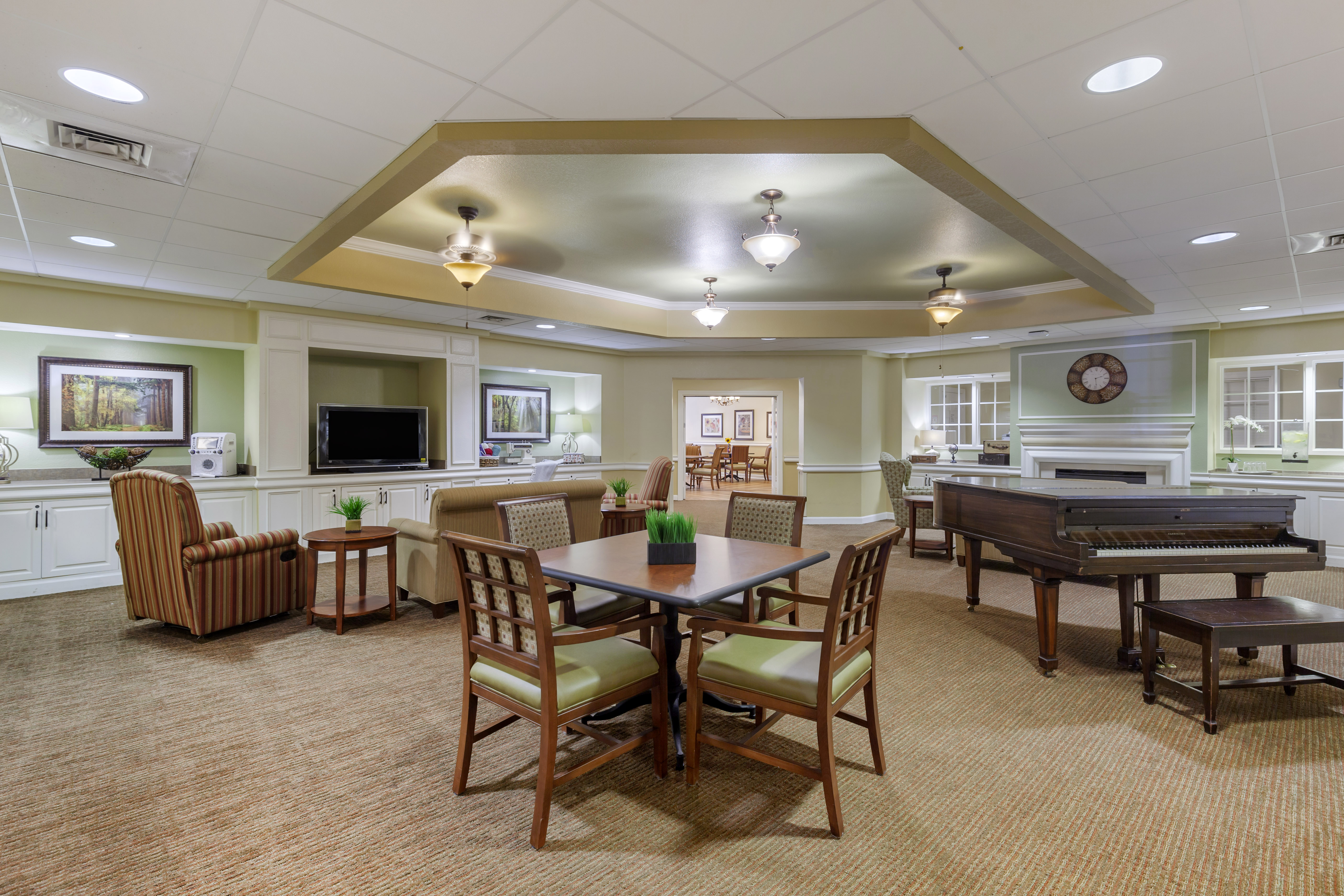 3-westover-hills-common-area