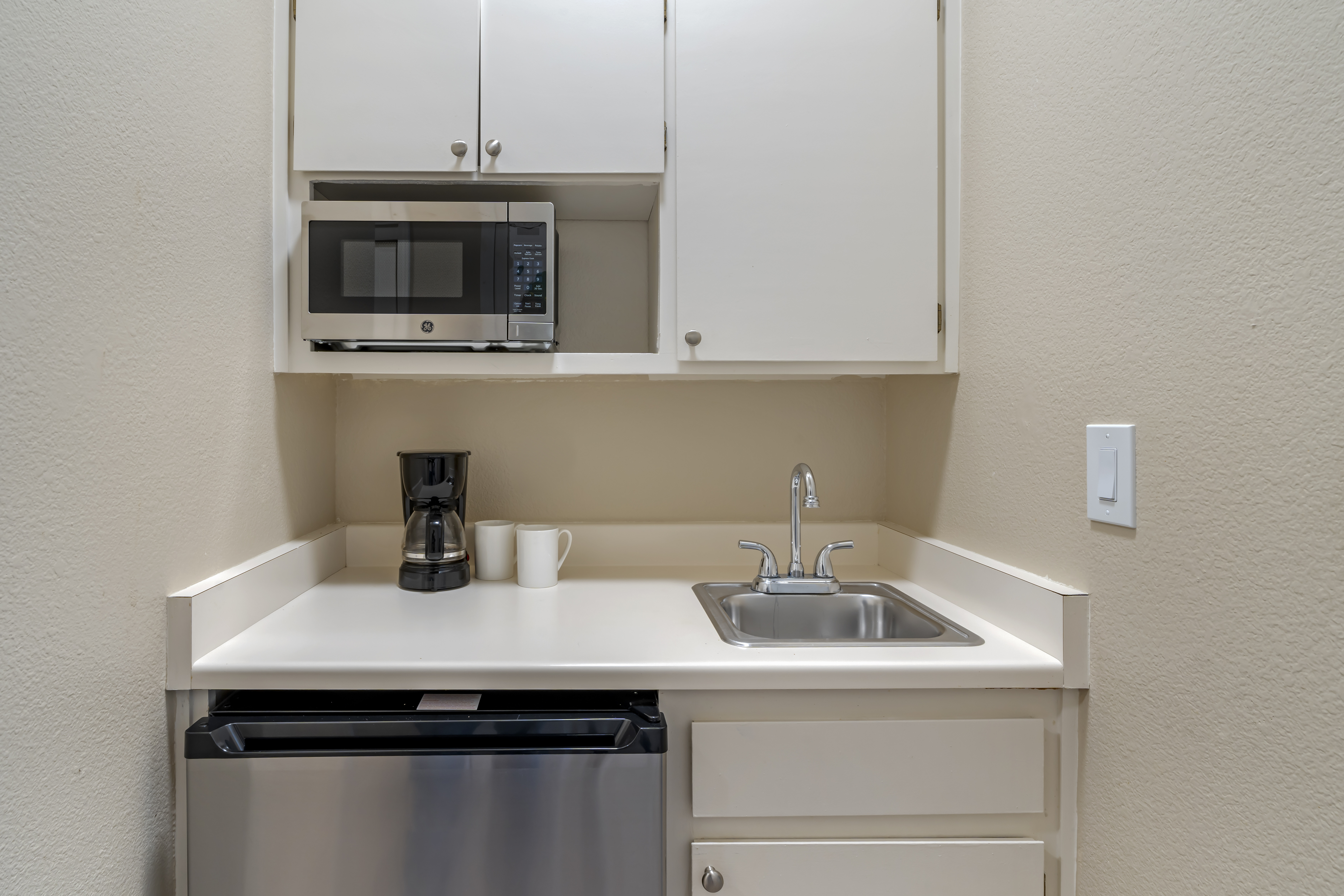 windsor-apartment-kitchen