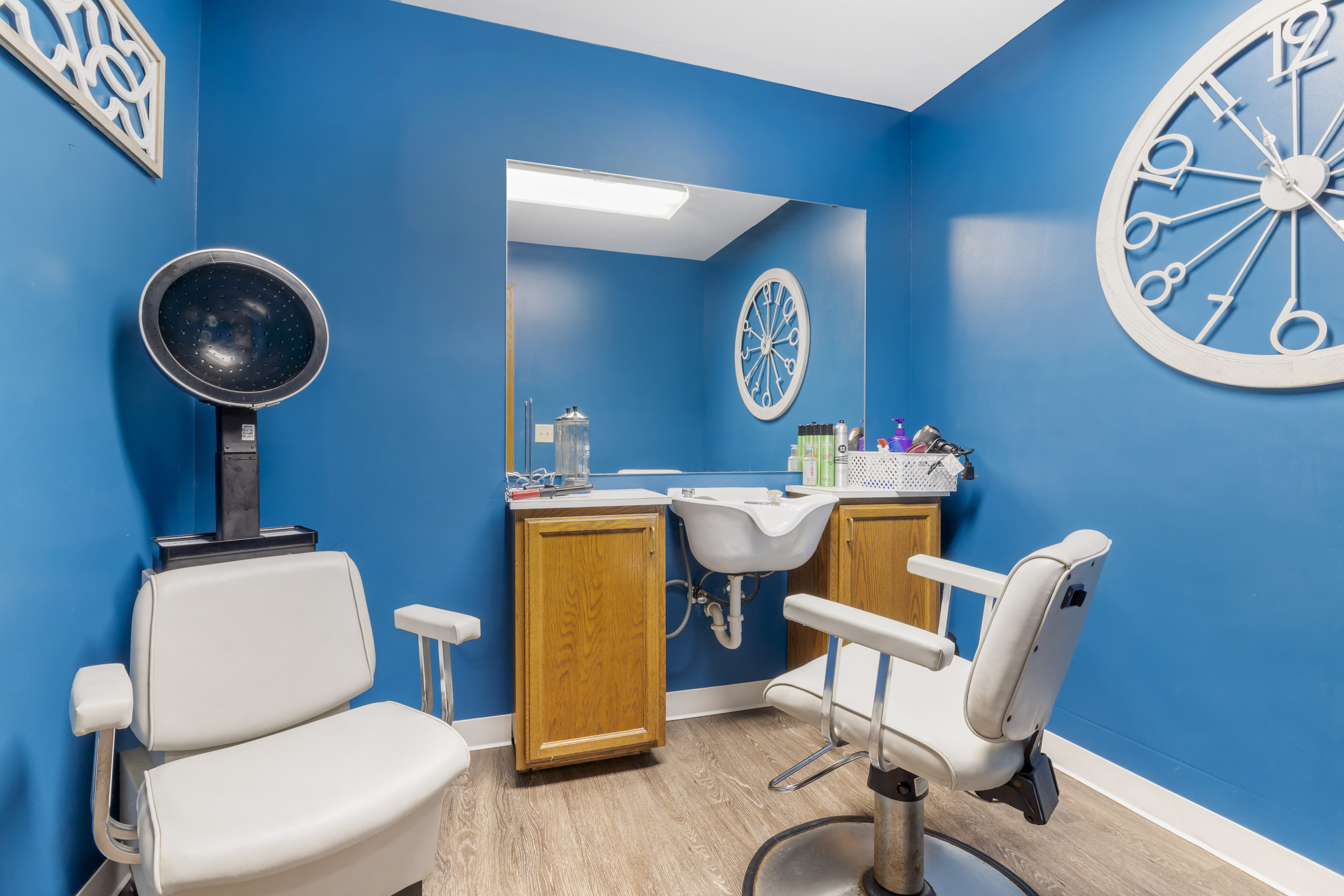 3-winona-salon