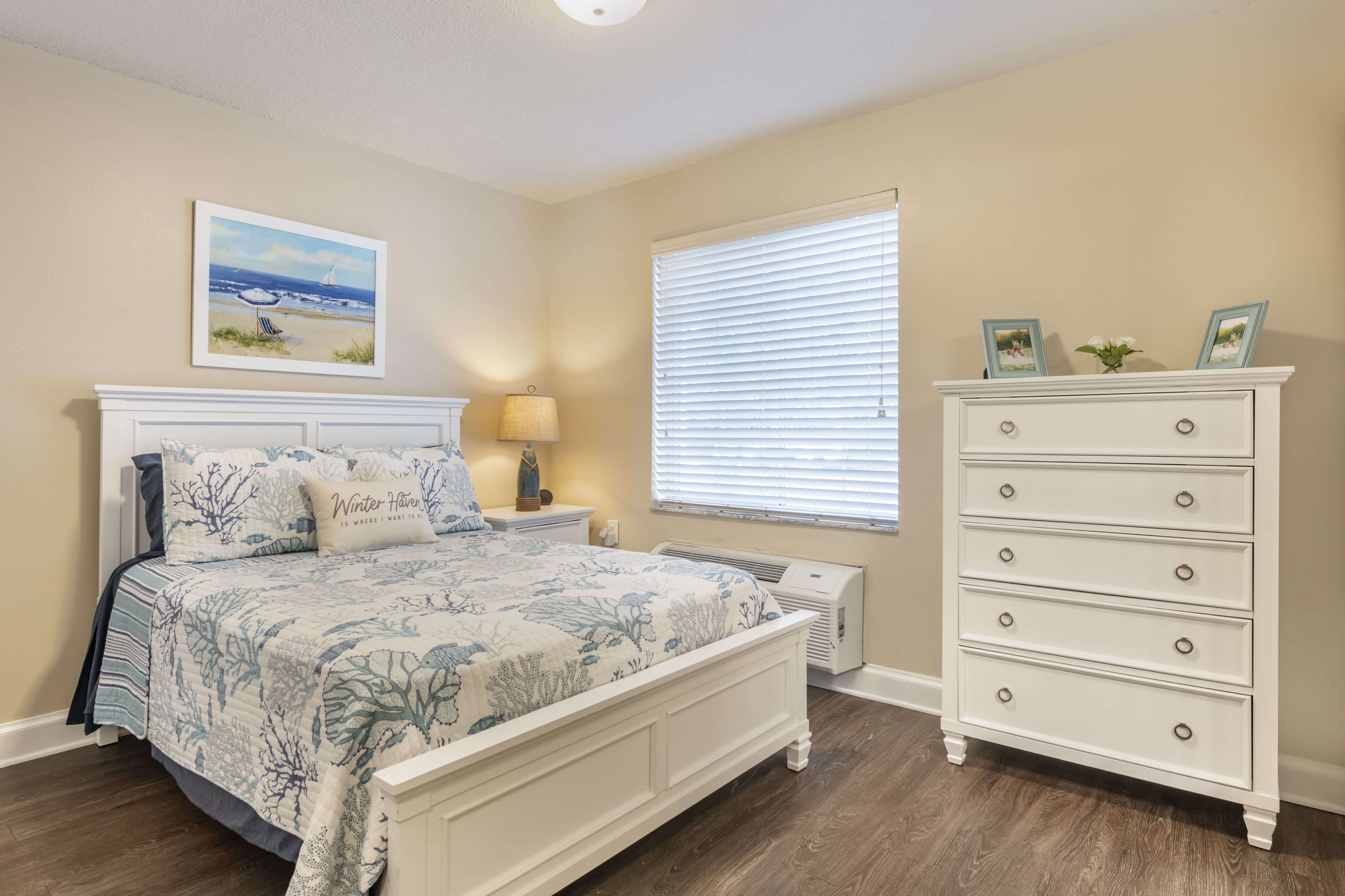 winter-haven-mc-apartment-bedroom