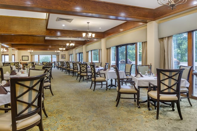 Brookdale Carriage Club Providence Skilled Nursing Dining Room