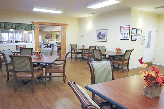brookdale-clinton-3-dining-room