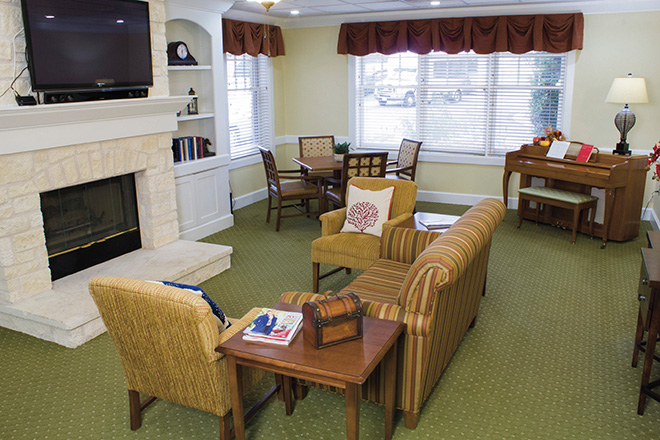 Brookdale Lakeway Skilled Nursing Living Room