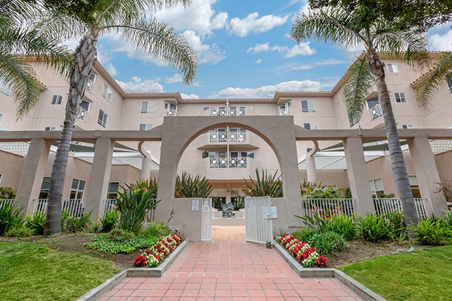 Brookdale Santa Monica Gardens | Get Pricing Assisted Living CA