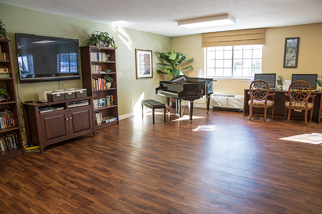 Brookdale South Bay Skilled Nursing Common Area