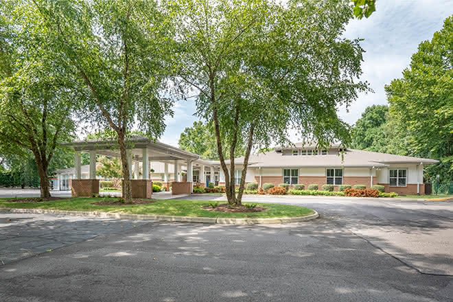 Commonwealth Senior Living at Leigh Hall